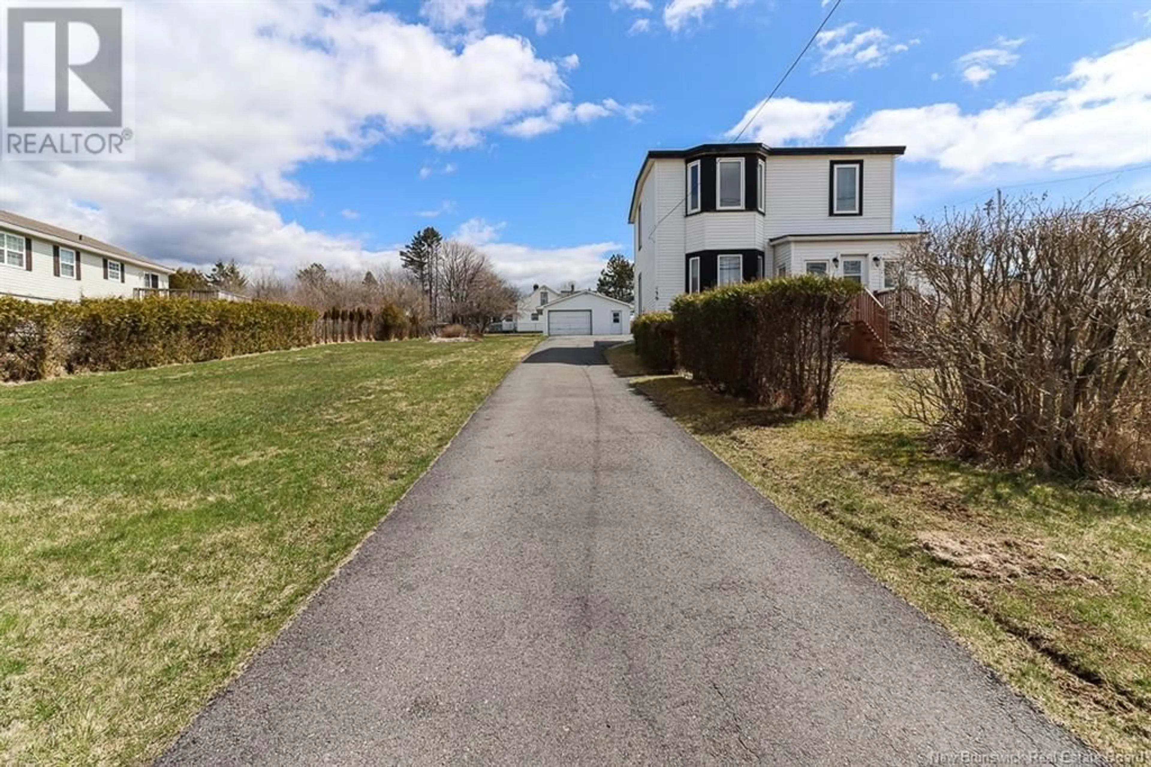 A pic from outside/outdoor area/front of a property/back of a property/a pic from drone, street for 139 RED HEAD ROAD, Saint John New Brunswick E2P1K8