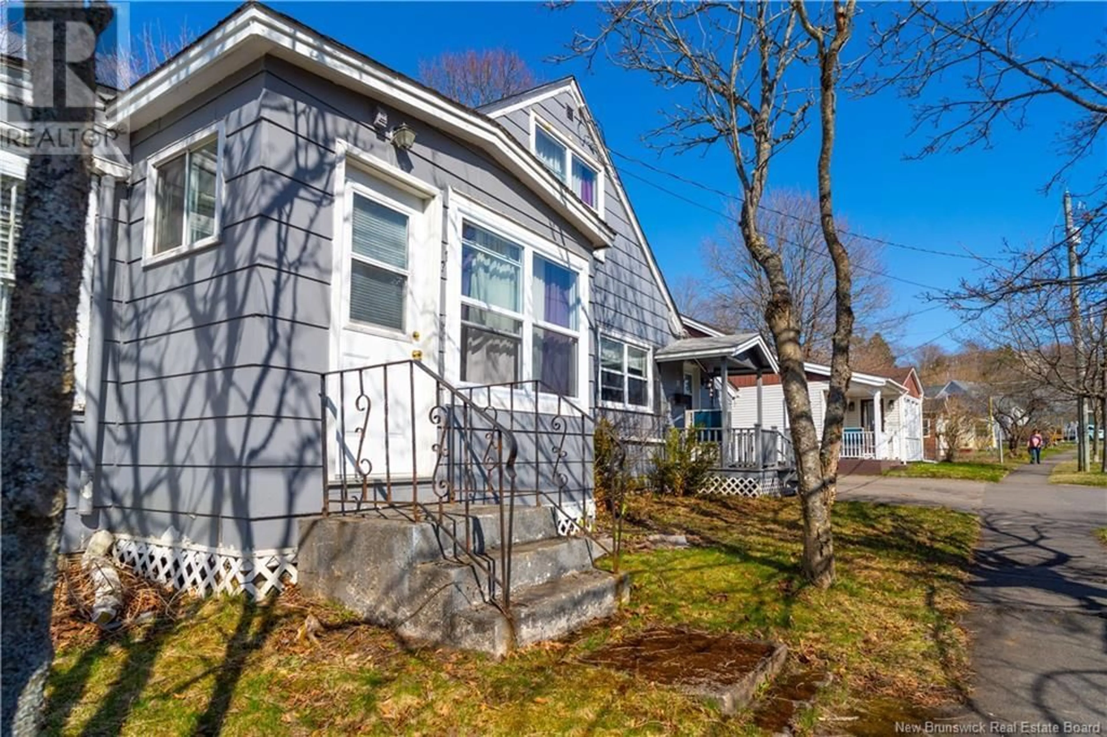 Home with vinyl exterior material, street for 71 MONTGOMERY CRESCENT, Saint John New Brunswick E2K2T3