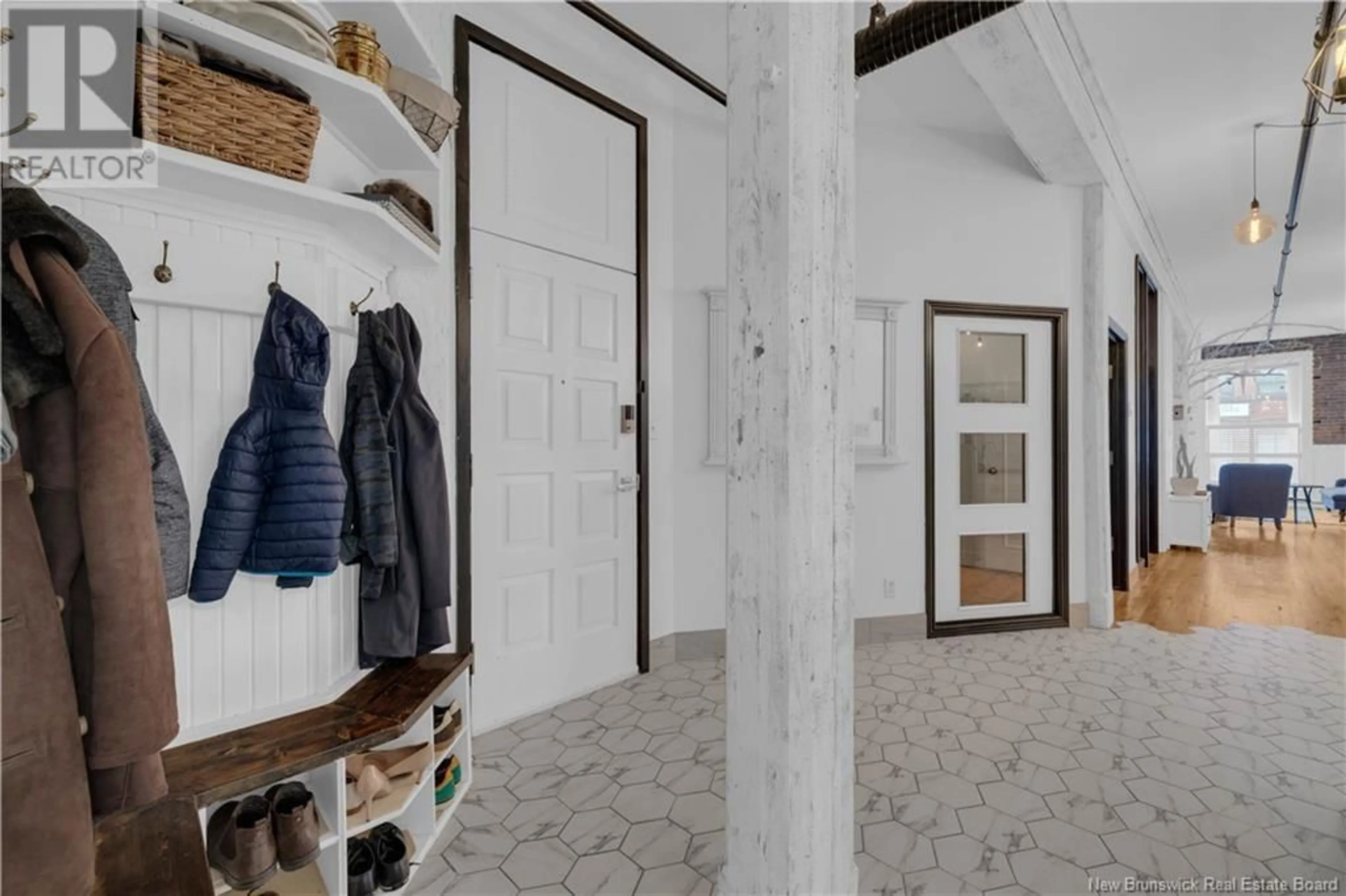 Indoor entryway for 301-4 - 100 PRINCE WILLIAM STREET, Saint John New Brunswick E2L2B3
