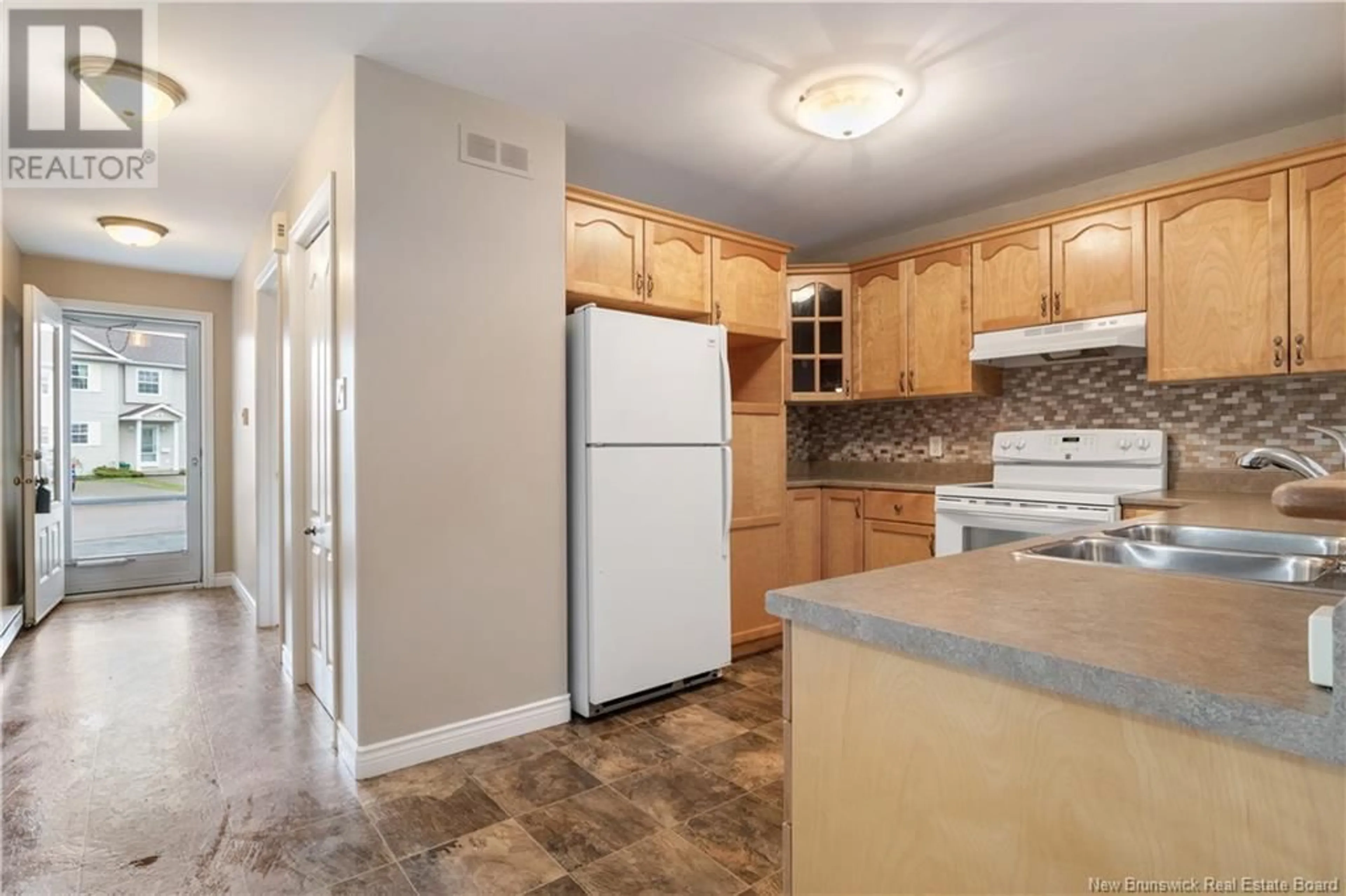 Standard kitchen, unknown for 35 FIRMIN CRESCENT, Dieppe New Brunswick E1A7T1