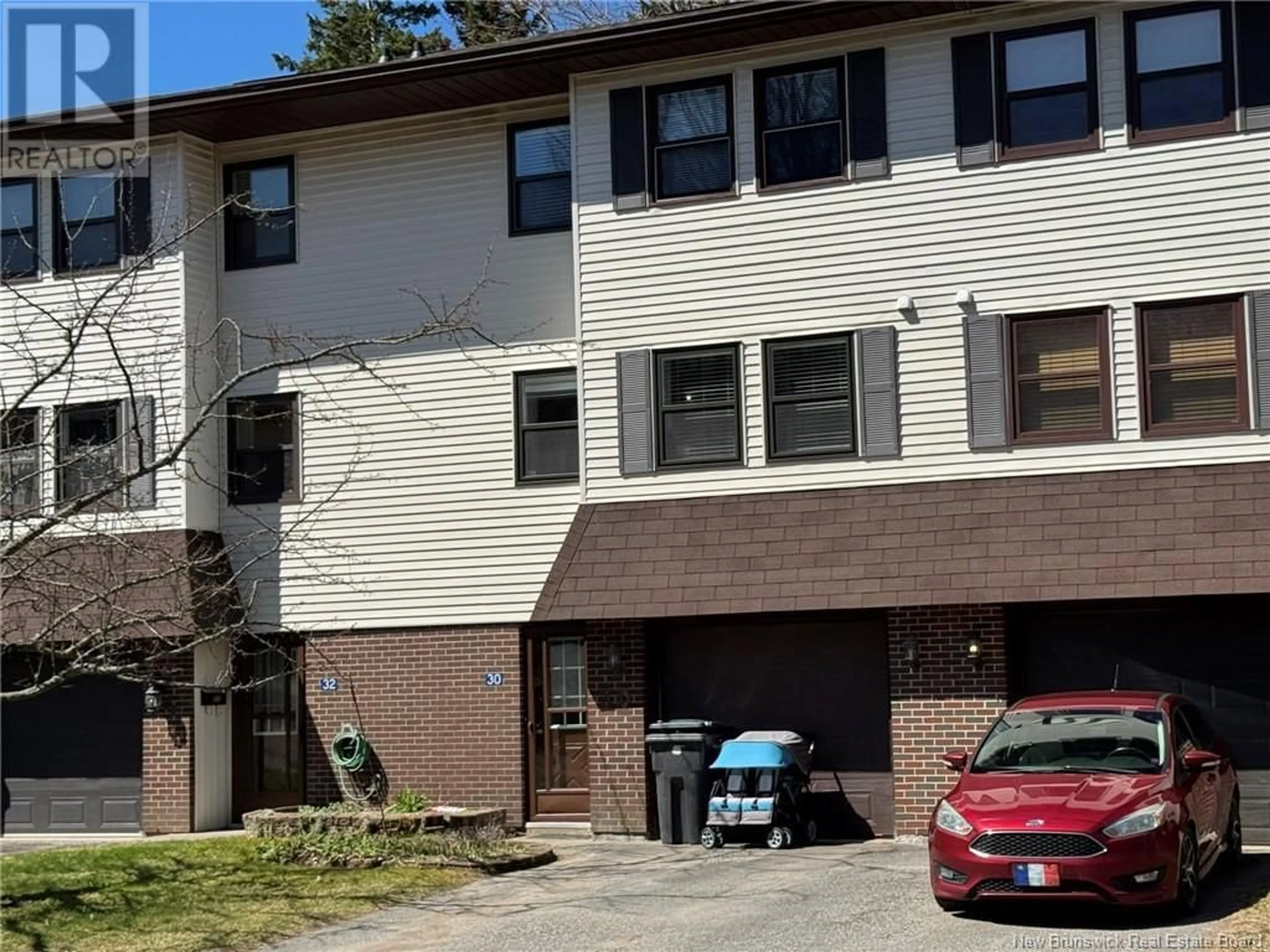 A pic from outside/outdoor area/front of a property/back of a property/a pic from drone, street for 30 SHADOW HILL COURT, Rothesay New Brunswick E2E3M3