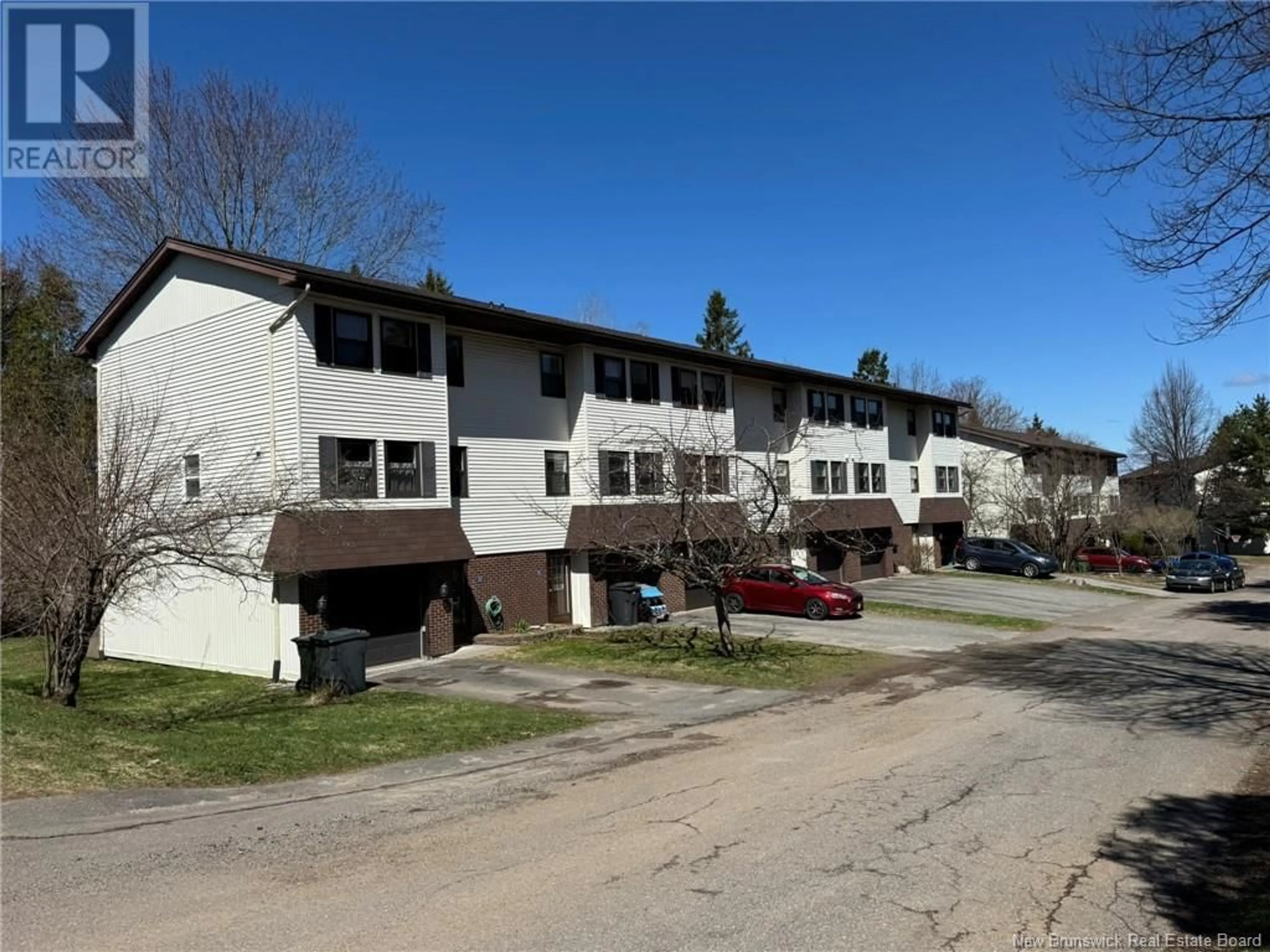 A pic from outside/outdoor area/front of a property/back of a property/a pic from drone, unknown for 30 SHADOW HILL COURT, Rothesay New Brunswick E2E3M3