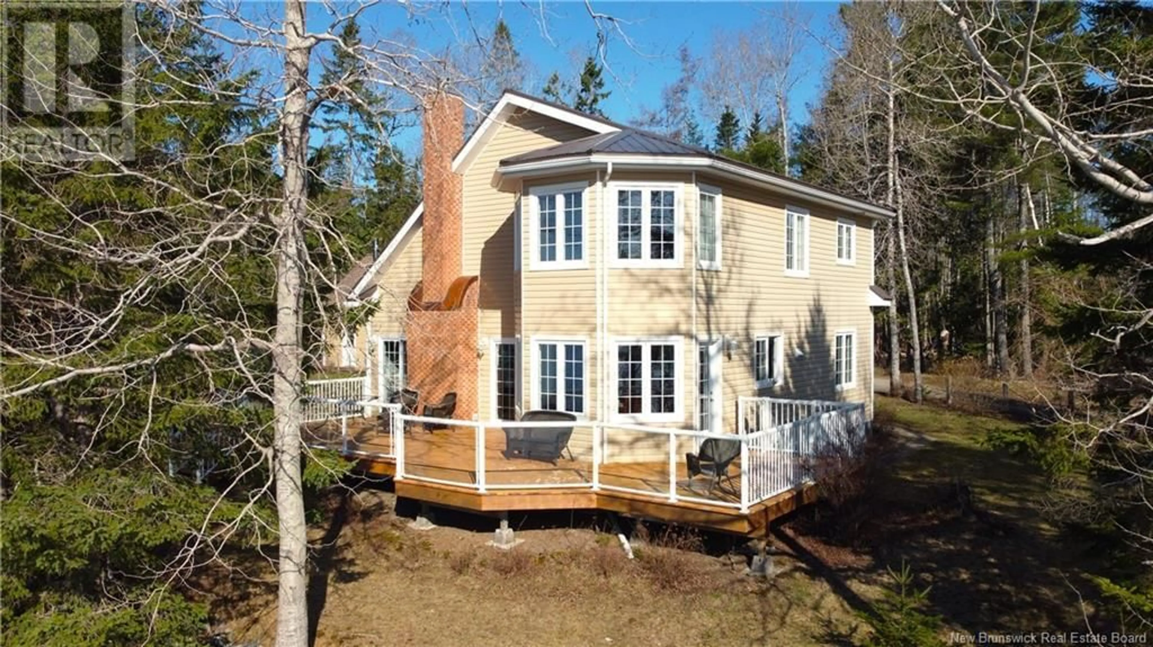 Home with vinyl exterior material, unknown for 38 SHORE ROAD, Oak Bay New Brunswick E3L4C6