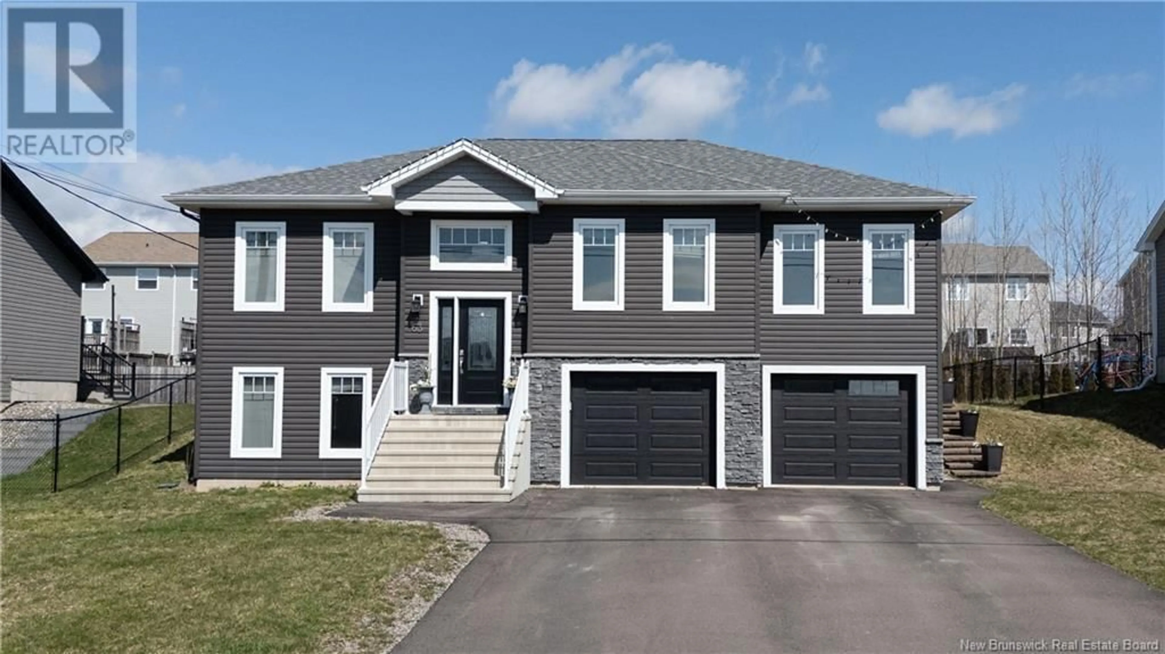 Home with vinyl exterior material, unknown for 63 SAMSON STREET, Moncton New Brunswick E1G5X2