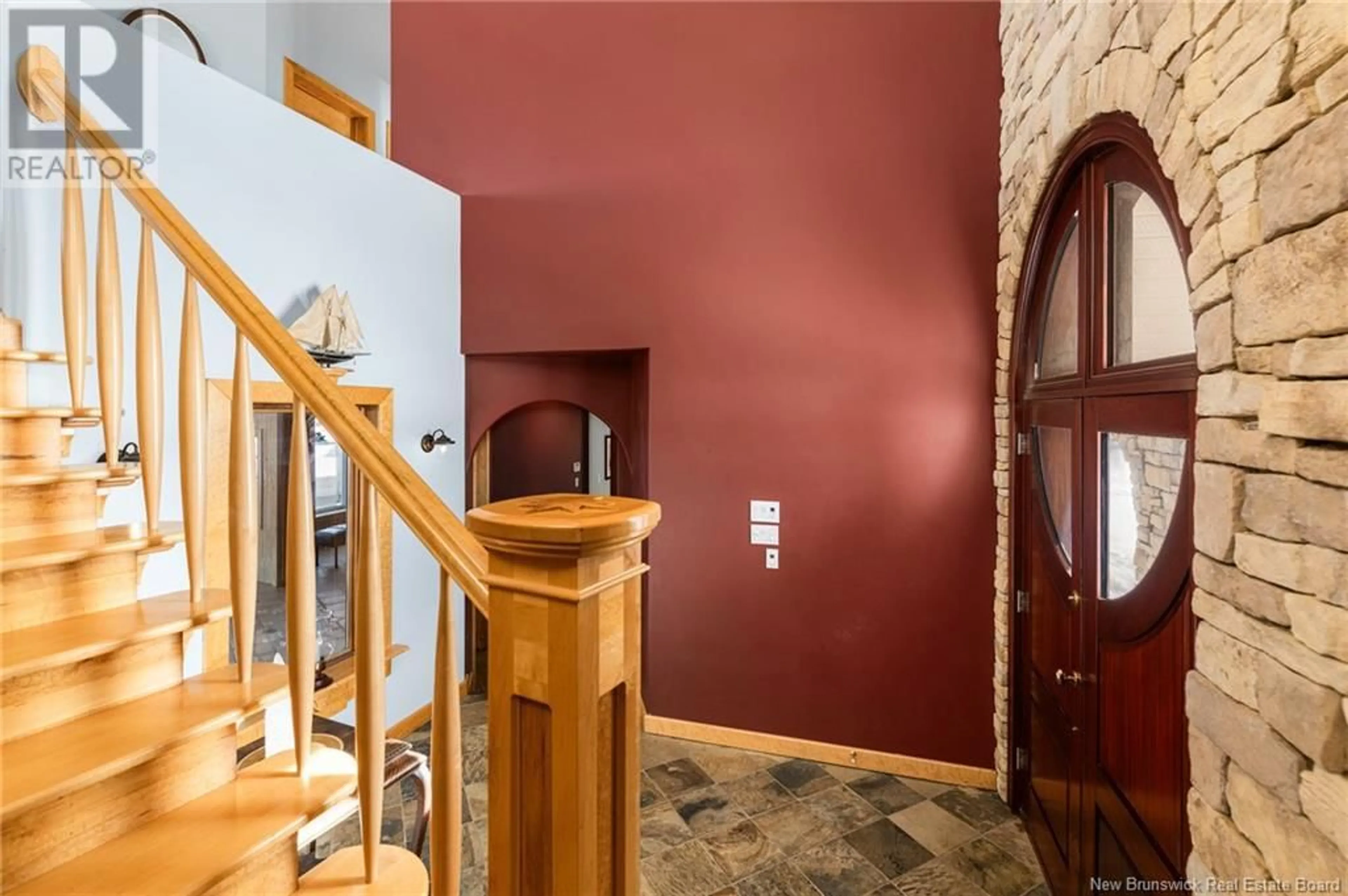 Indoor foyer for 51 VAUTOUR ROAD, Cap-Pelé New Brunswick E4N2C3
