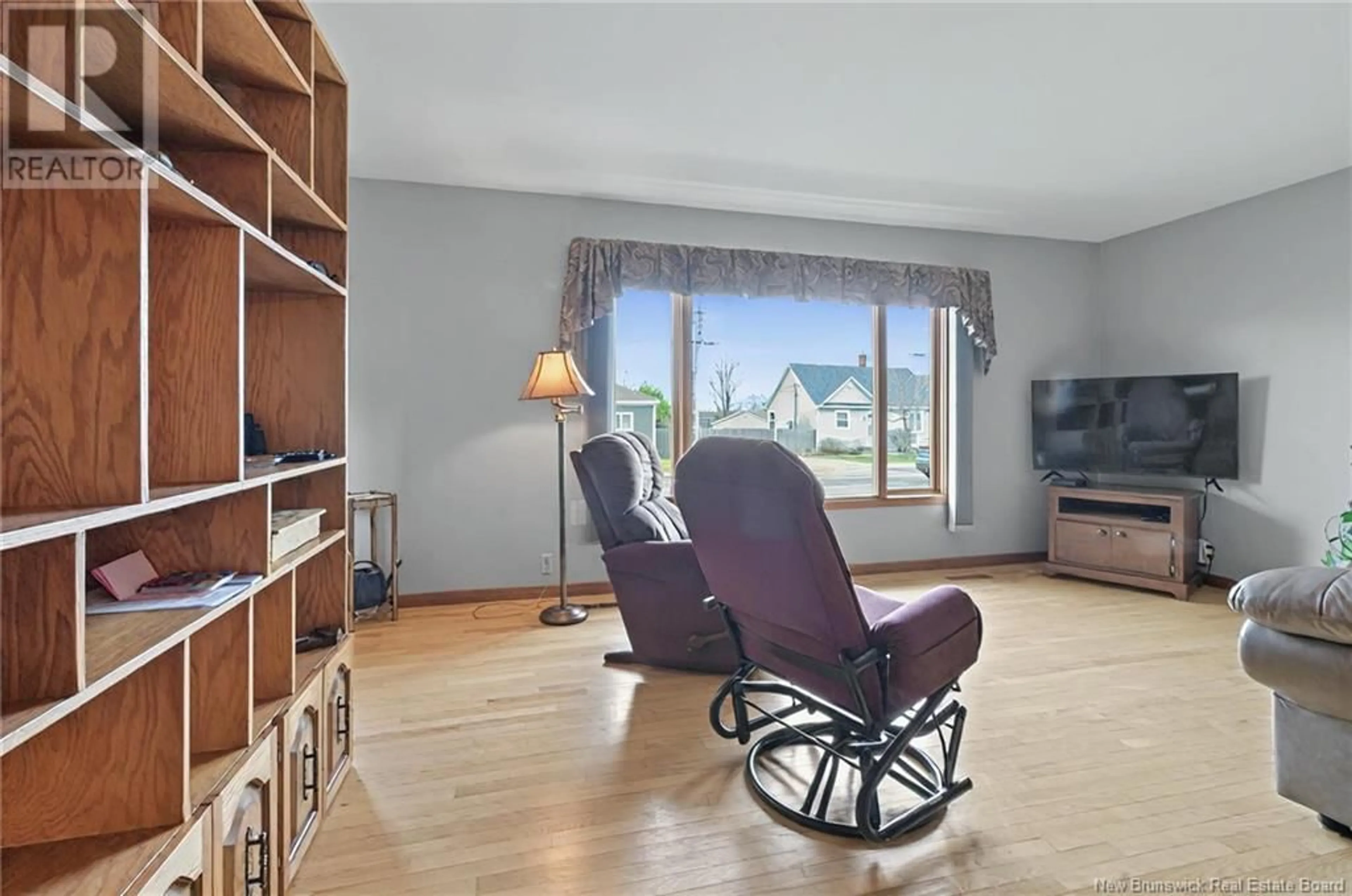 Living room with furniture, unknown for a) b) - 19 NOTRE-DAME, Saint-Louis-De-Kent New Brunswick E4X1E3