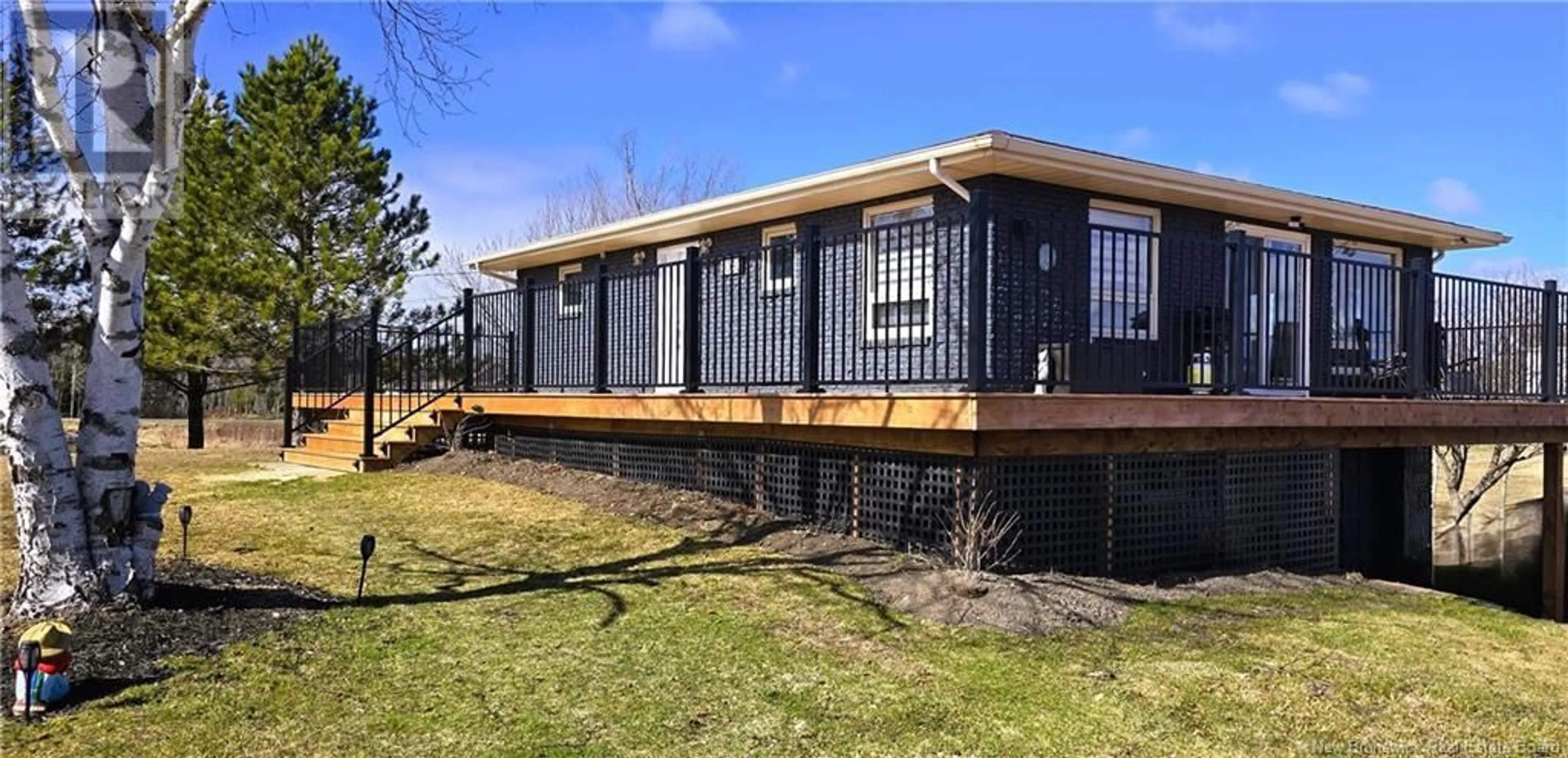 Home with vinyl exterior material, building for 3030 SYLVERE STREET, Tracadie New Brunswick E1X1A2