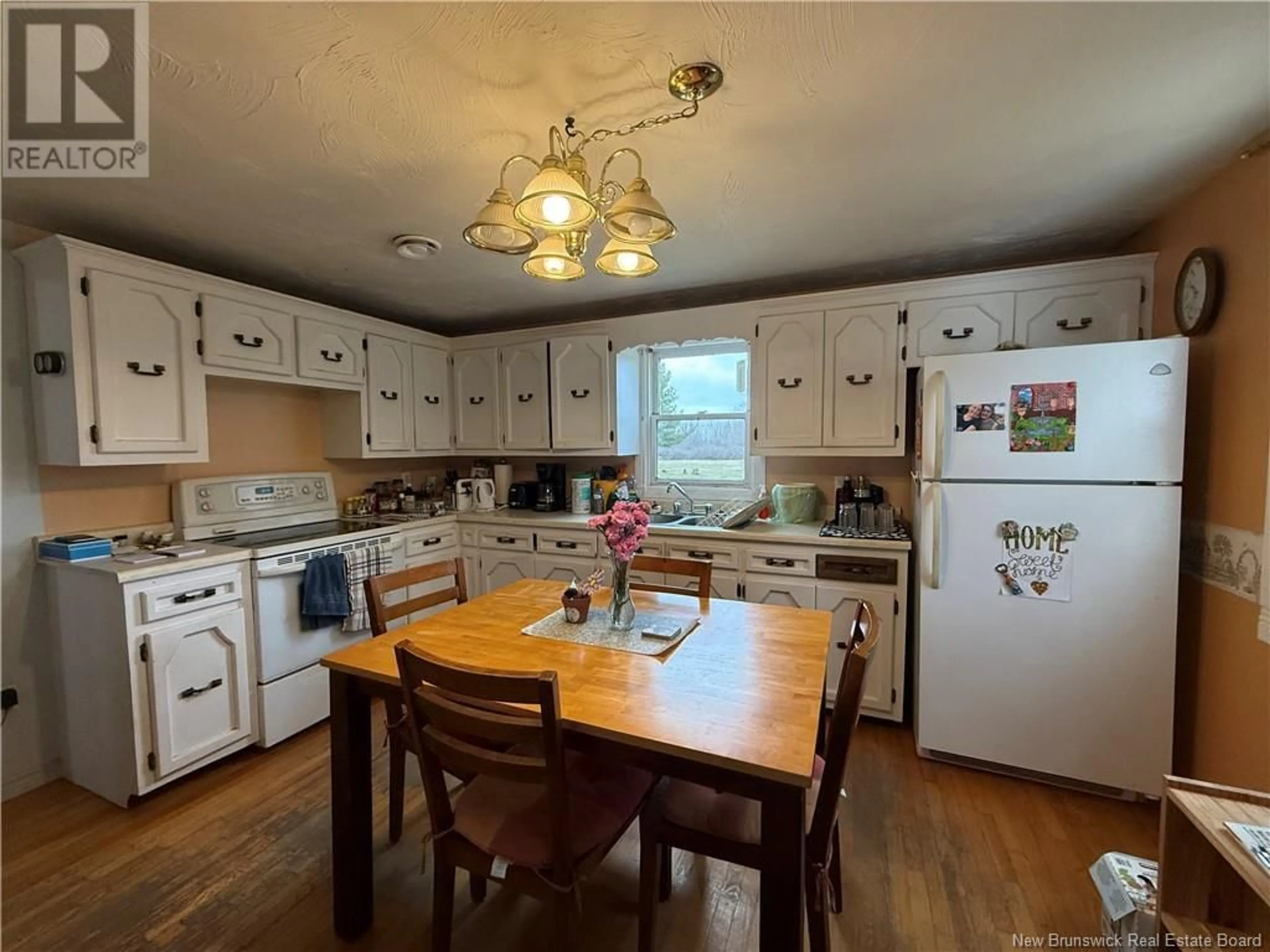 Standard kitchen, wood/laminate floor for 1198 HAUT-SAINT-ANTOINE, Haut-Saint-Antoine New Brunswick E4V3B9