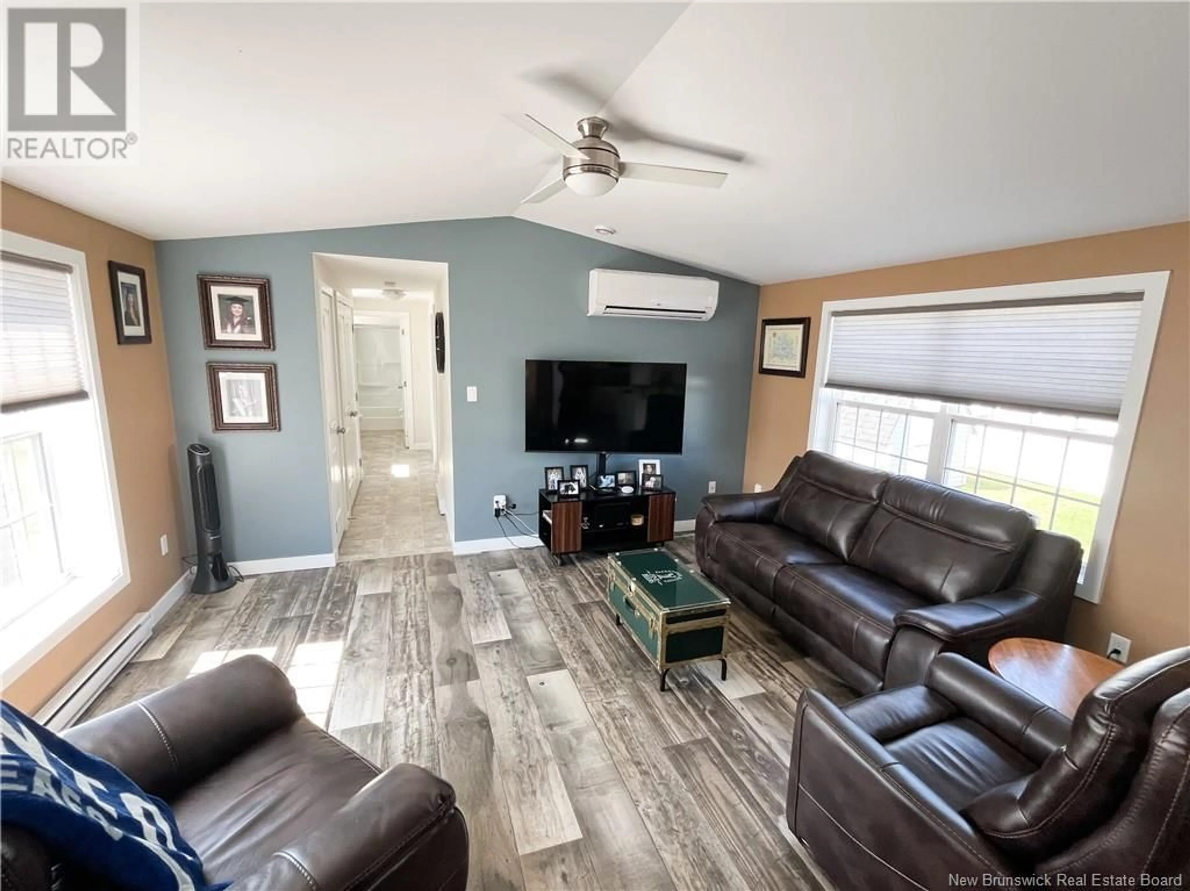 Living room with furniture, unknown for 11 RAMSAY STREET, Lincoln New Brunswick E3B6X1