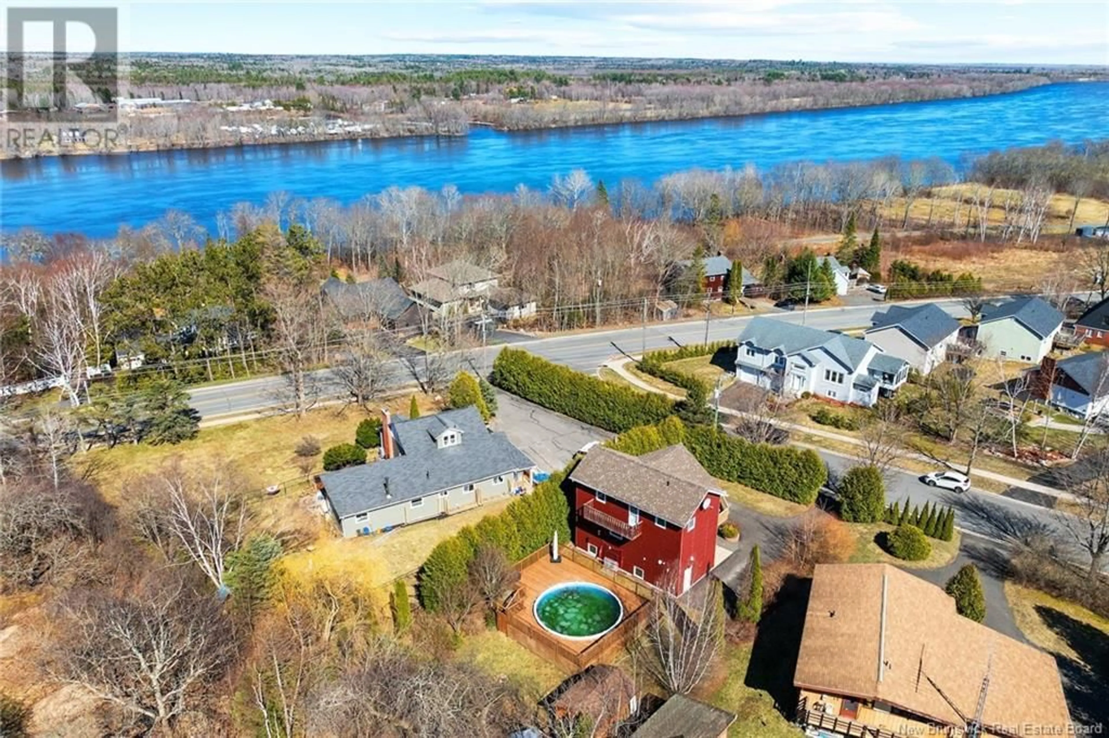 A pic from outside/outdoor area/front of a property/back of a property/a pic from drone, water/lake/river/ocean view for 15 ADAMS STREET, Fredericton New Brunswick E3B0A9
