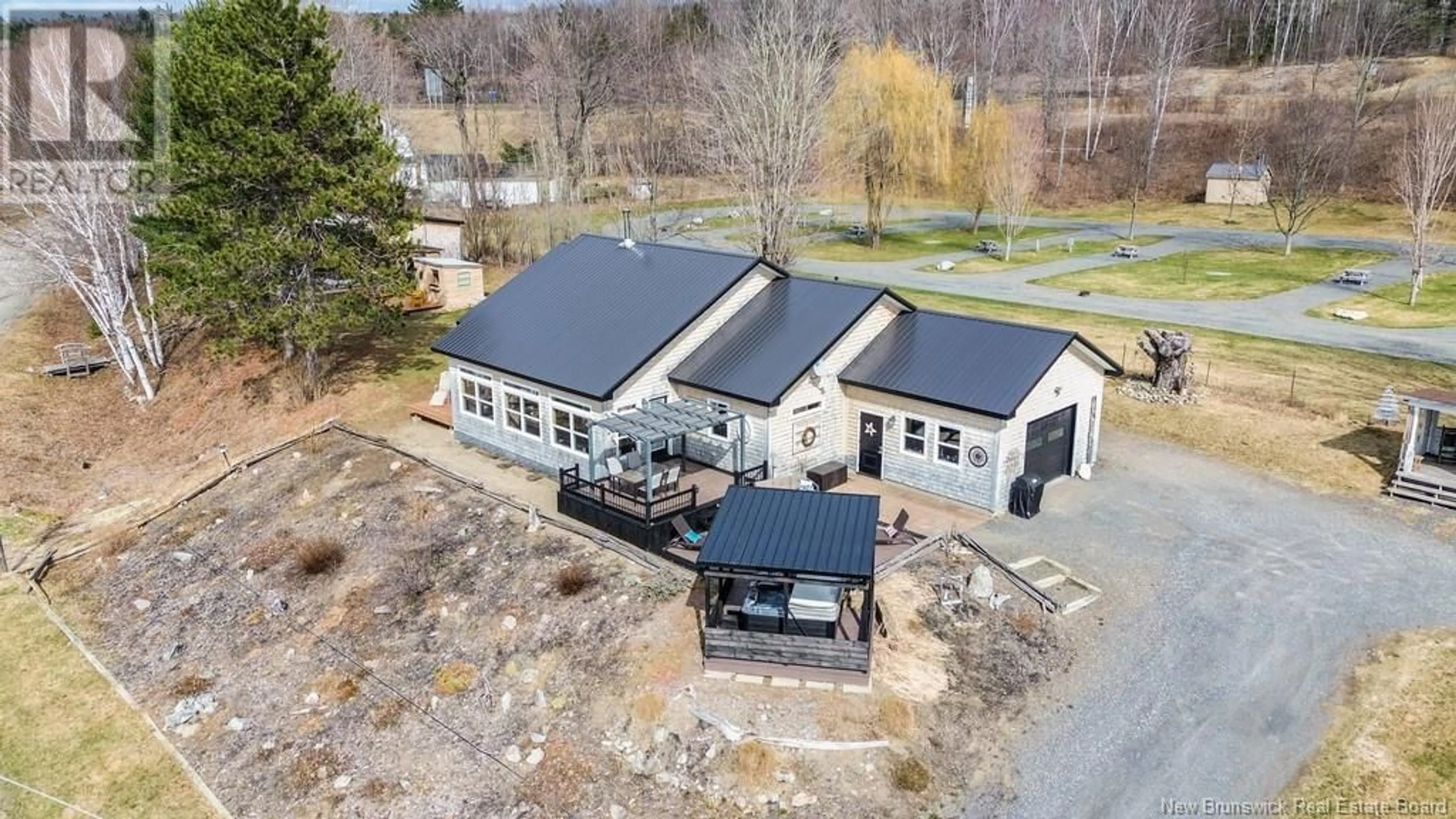 A pic from outside/outdoor area/front of a property/back of a property/a pic from drone, building for 31 HAWKSHAW ROAD, Hawkshaw New Brunswick E6G1N8