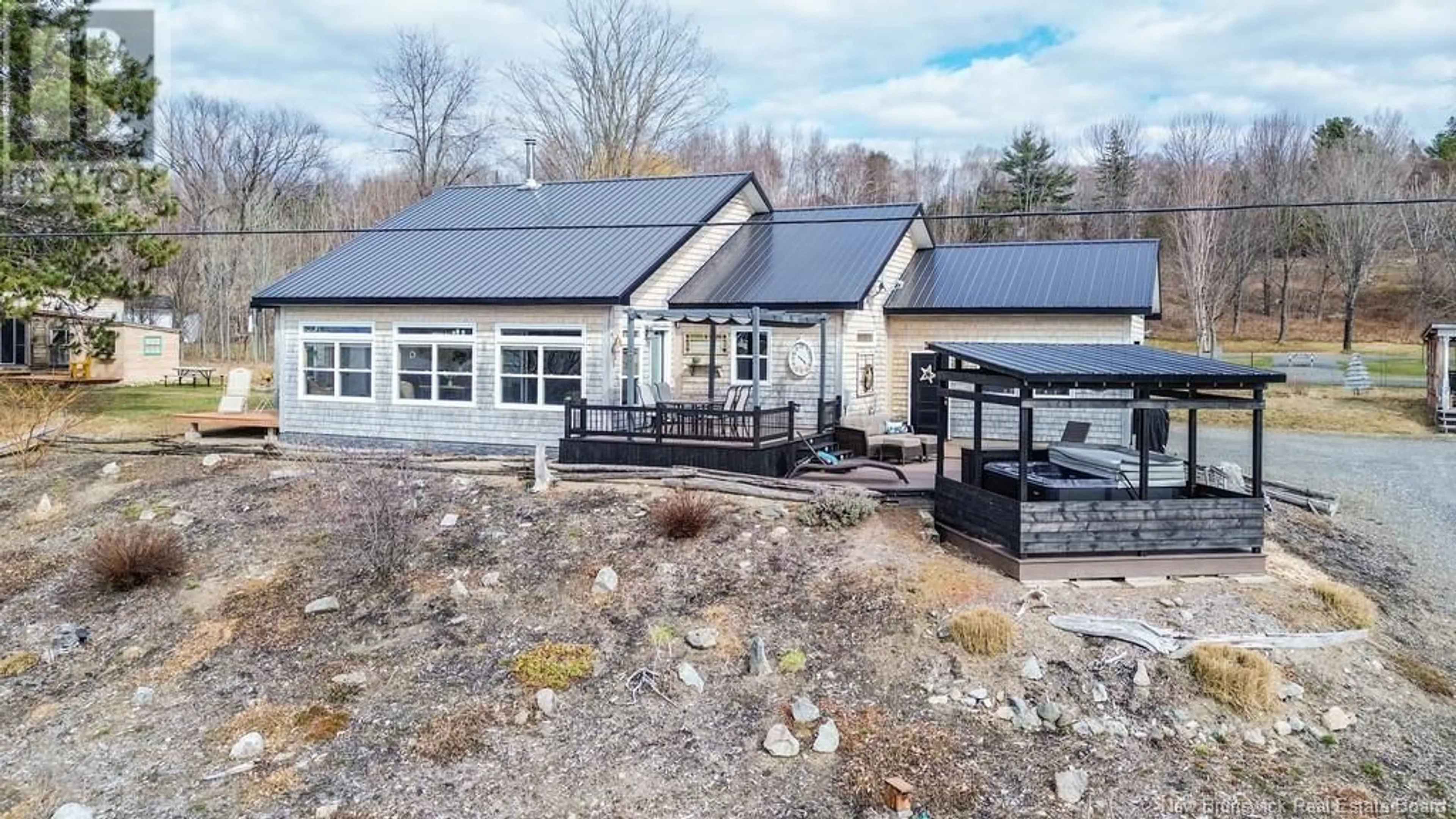 A pic from outside/outdoor area/front of a property/back of a property/a pic from drone, building for 31 HAWKSHAW ROAD, Hawkshaw New Brunswick E6G1N8