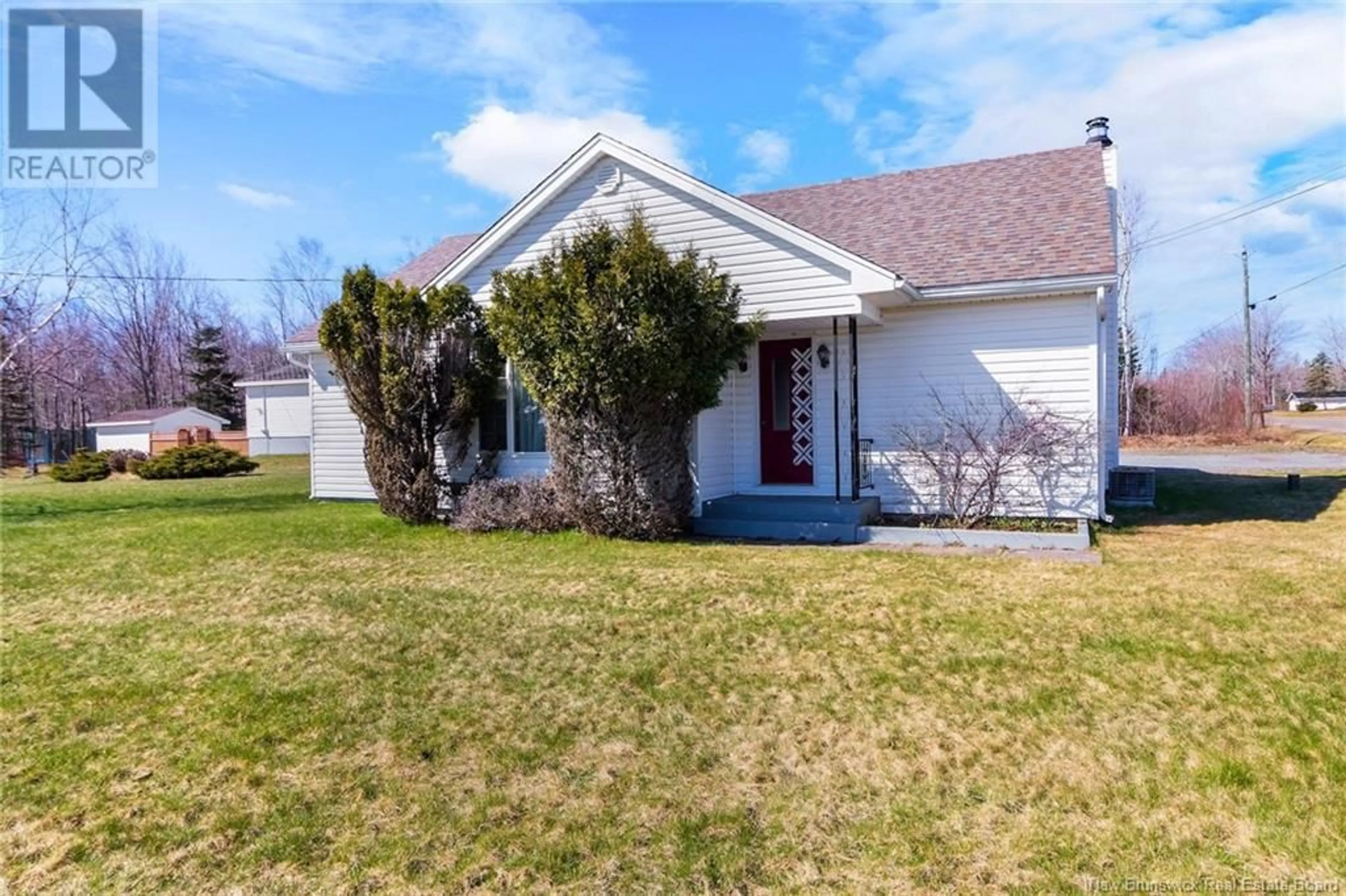 Home with vinyl exterior material, street for 3 WHITTAKER ROAD, Hoyt New Brunswick E5L2B3