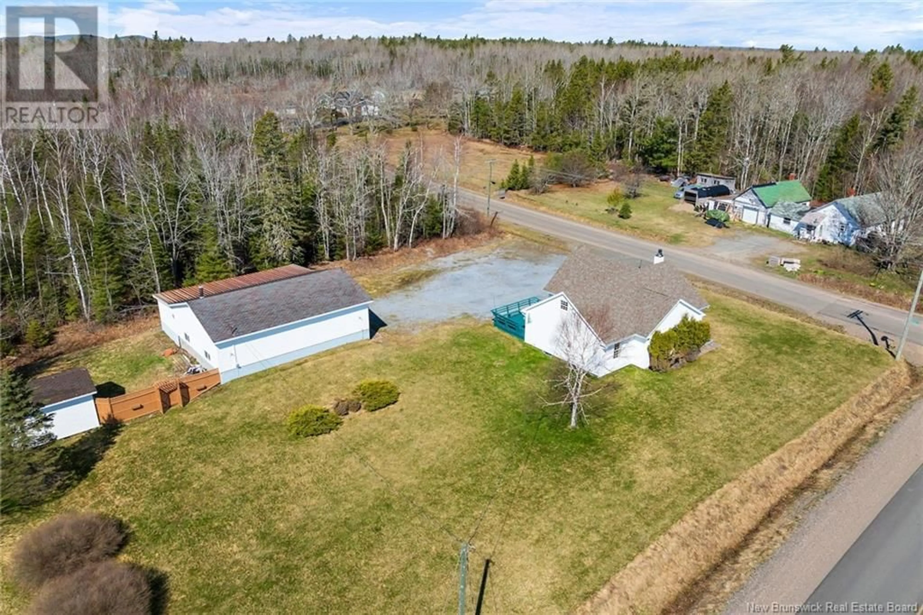 A pic from outside/outdoor area/front of a property/back of a property/a pic from drone, water/lake/river/ocean view for 3 WHITTAKER ROAD, Hoyt New Brunswick E5L2B3