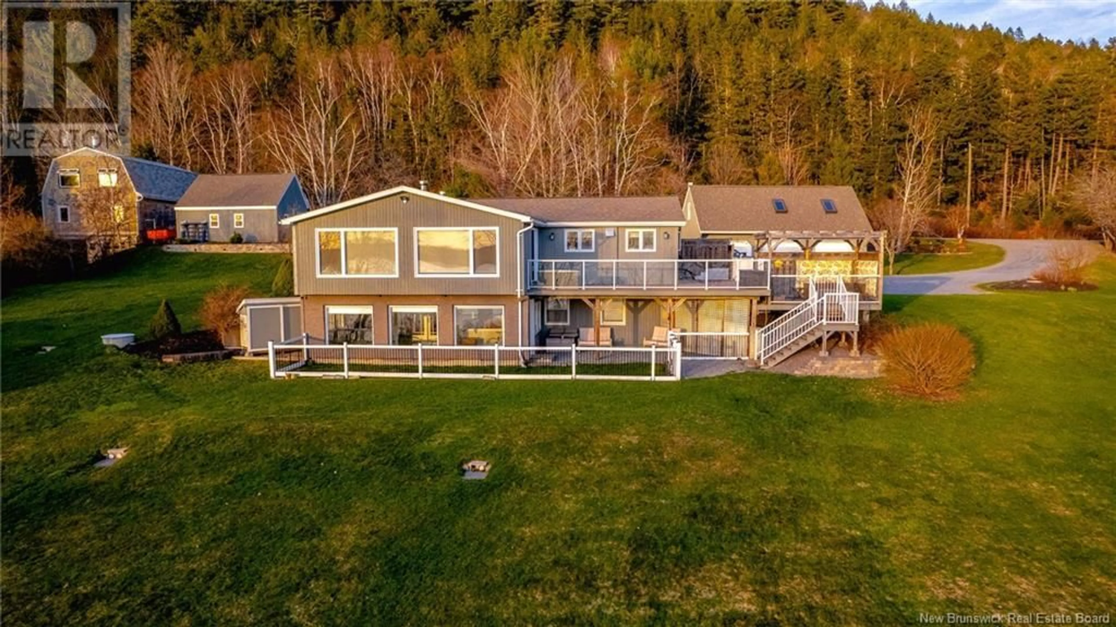A pic from outside/outdoor area/front of a property/back of a property/a pic from drone, mountain view for 210 HILLS POINT ROAD, Oak Bay New Brunswick E3L4J2