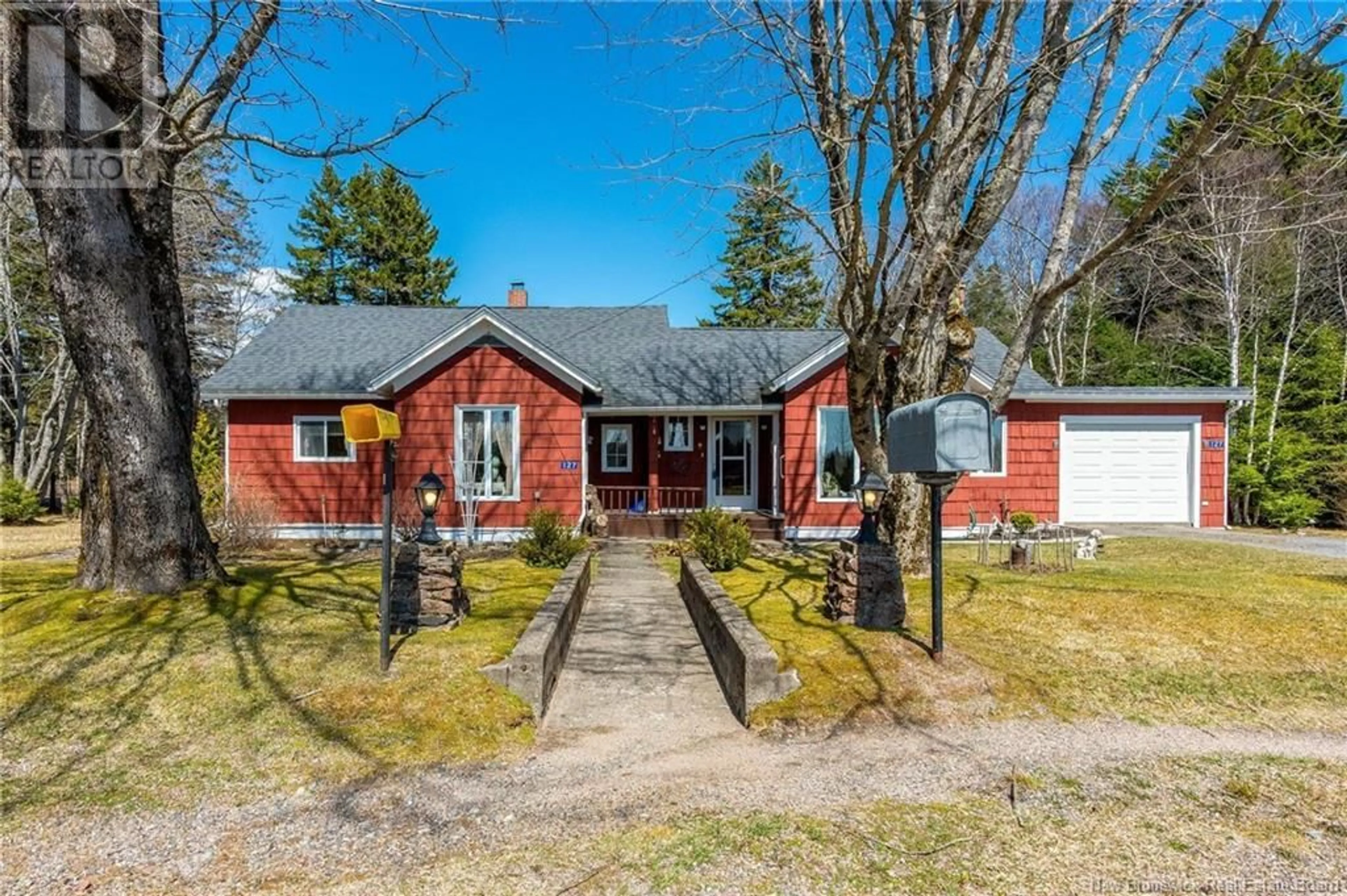 A pic from outside/outdoor area/front of a property/back of a property/a pic from drone, street for 127 MCKAY LOOP ROAD, Pennfield New Brunswick E5H2L1