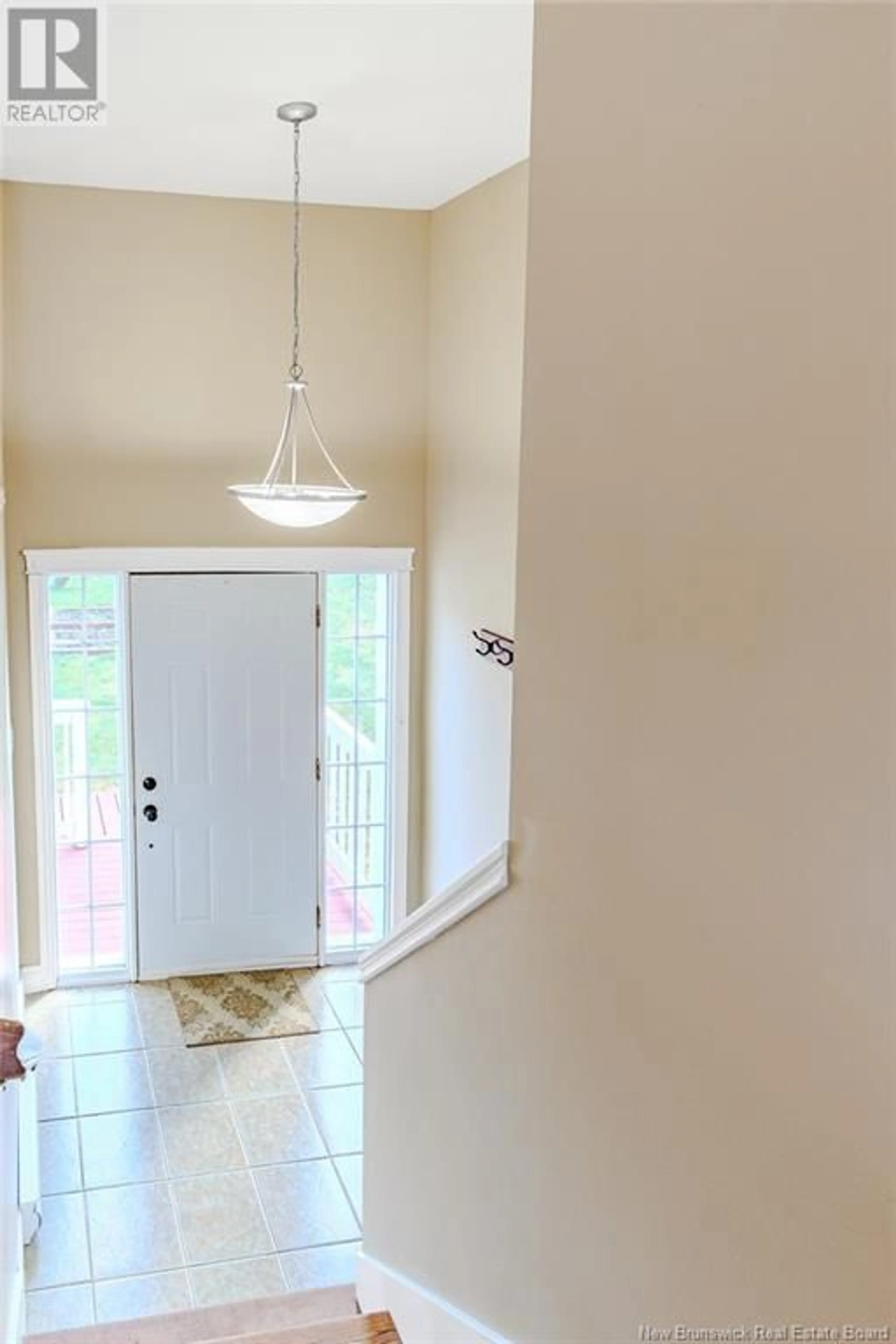 Indoor entryway for 320 NORRIS ROAD, Saint John New Brunswick E2N1G6