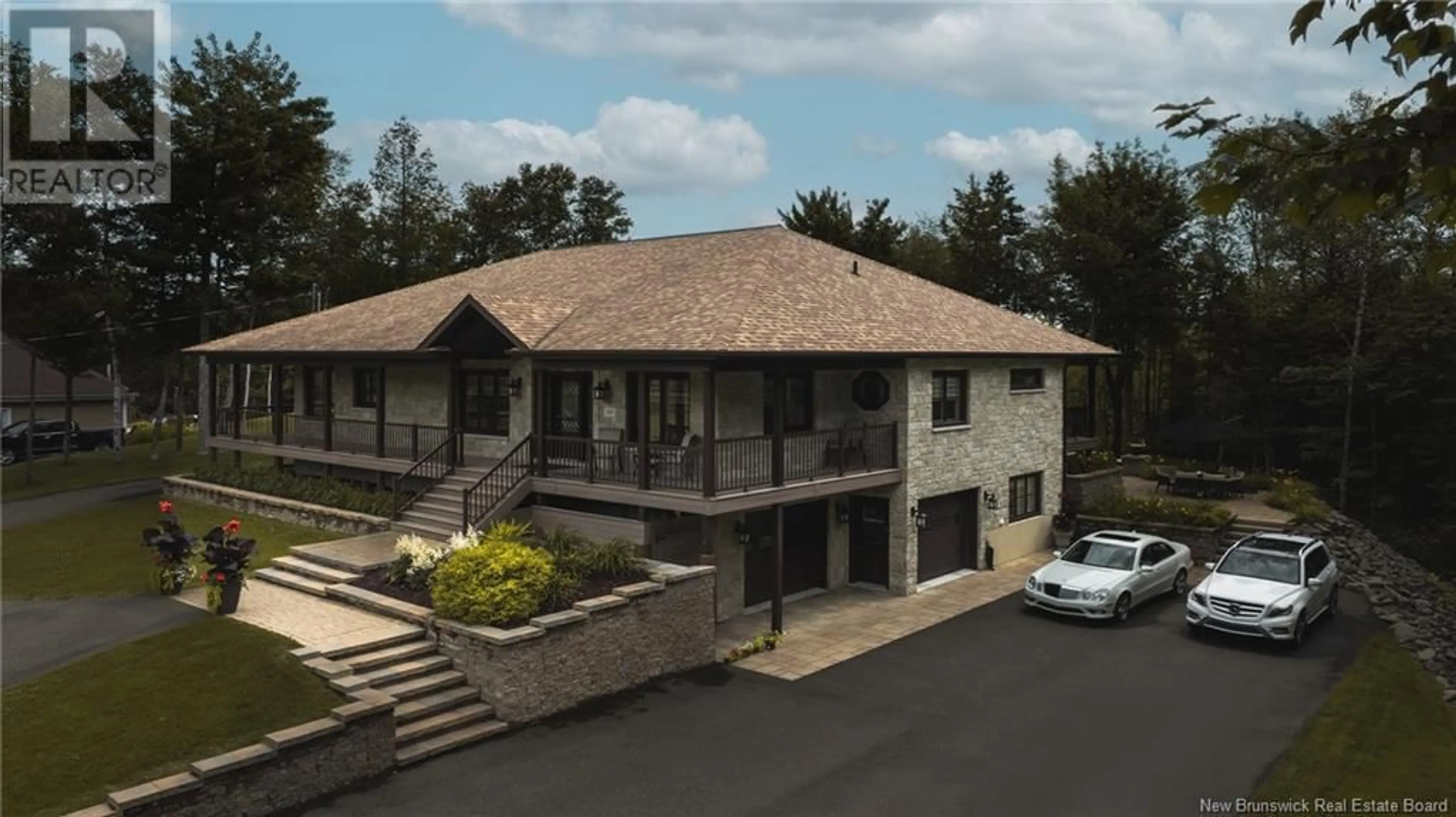 A pic from outside/outdoor area/front of a property/back of a property/a pic from drone, building for 44 DE LA FALAISE STREET, Edmundston New Brunswick E3V0C4
