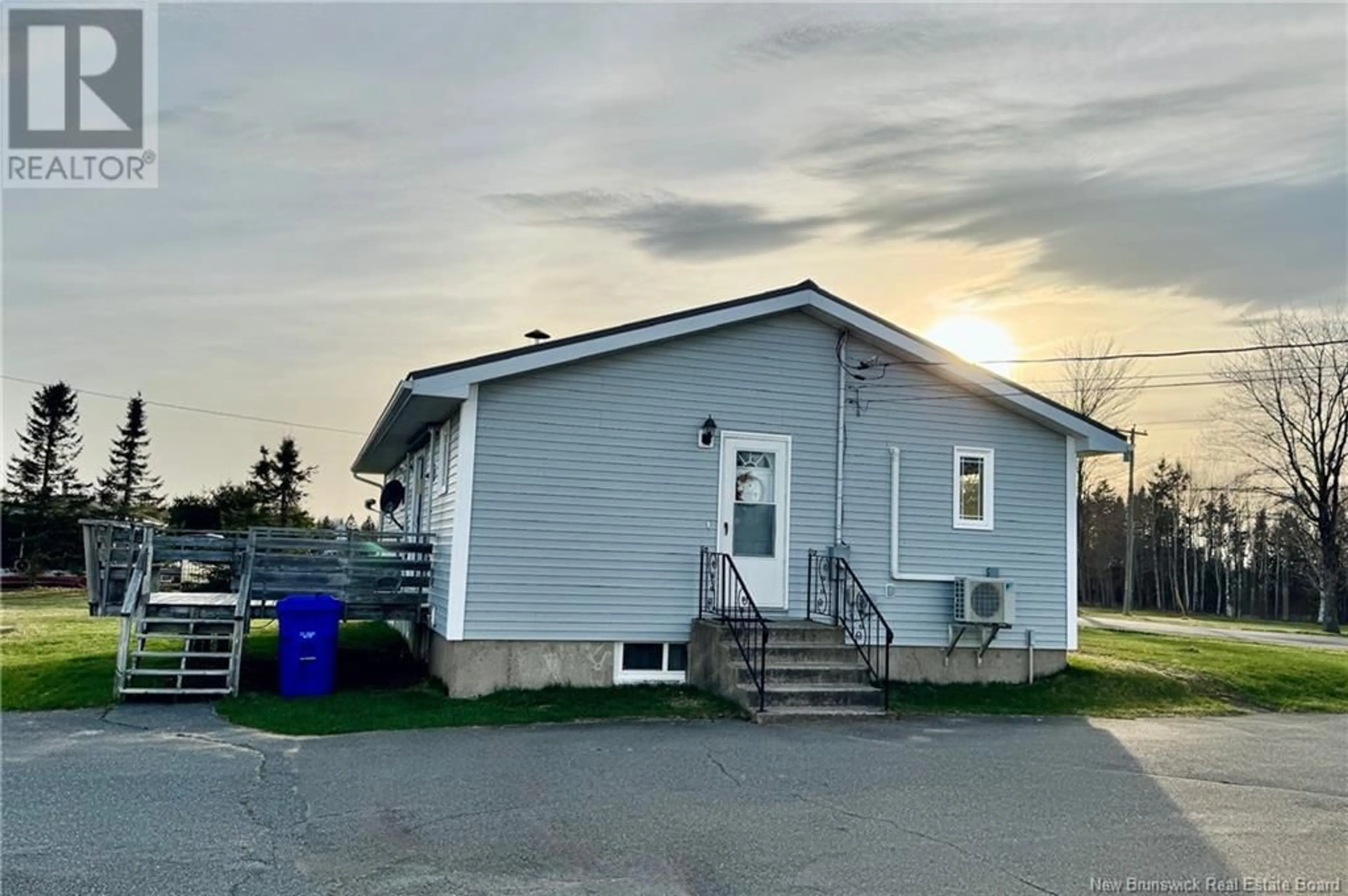 Home with vinyl exterior material, building for 94 JACK ROAD, Pennfield New Brunswick E5H1W8