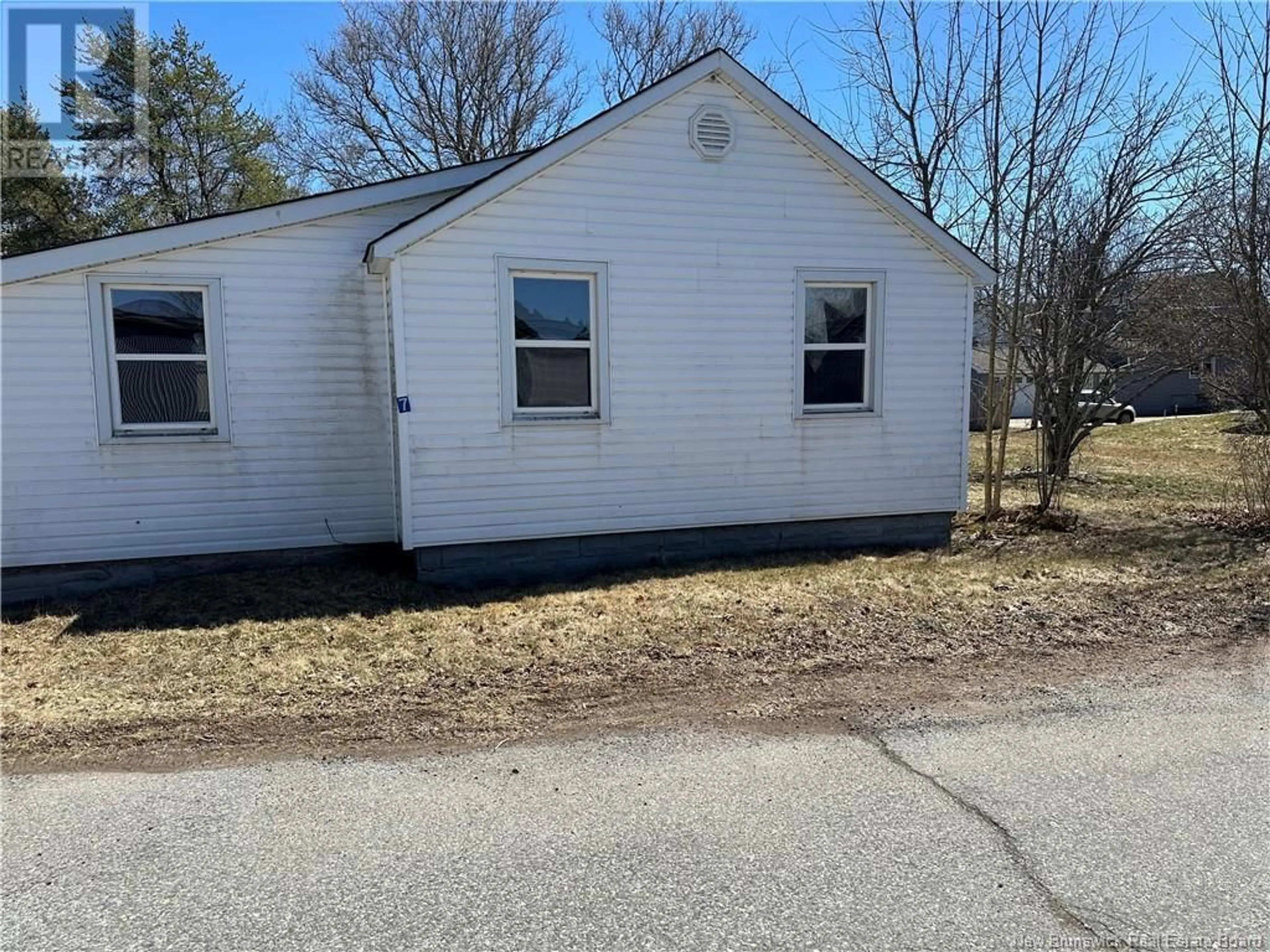 Shed for 7 HARDING AVENUE, Sussex Corner New Brunswick E4E3B1