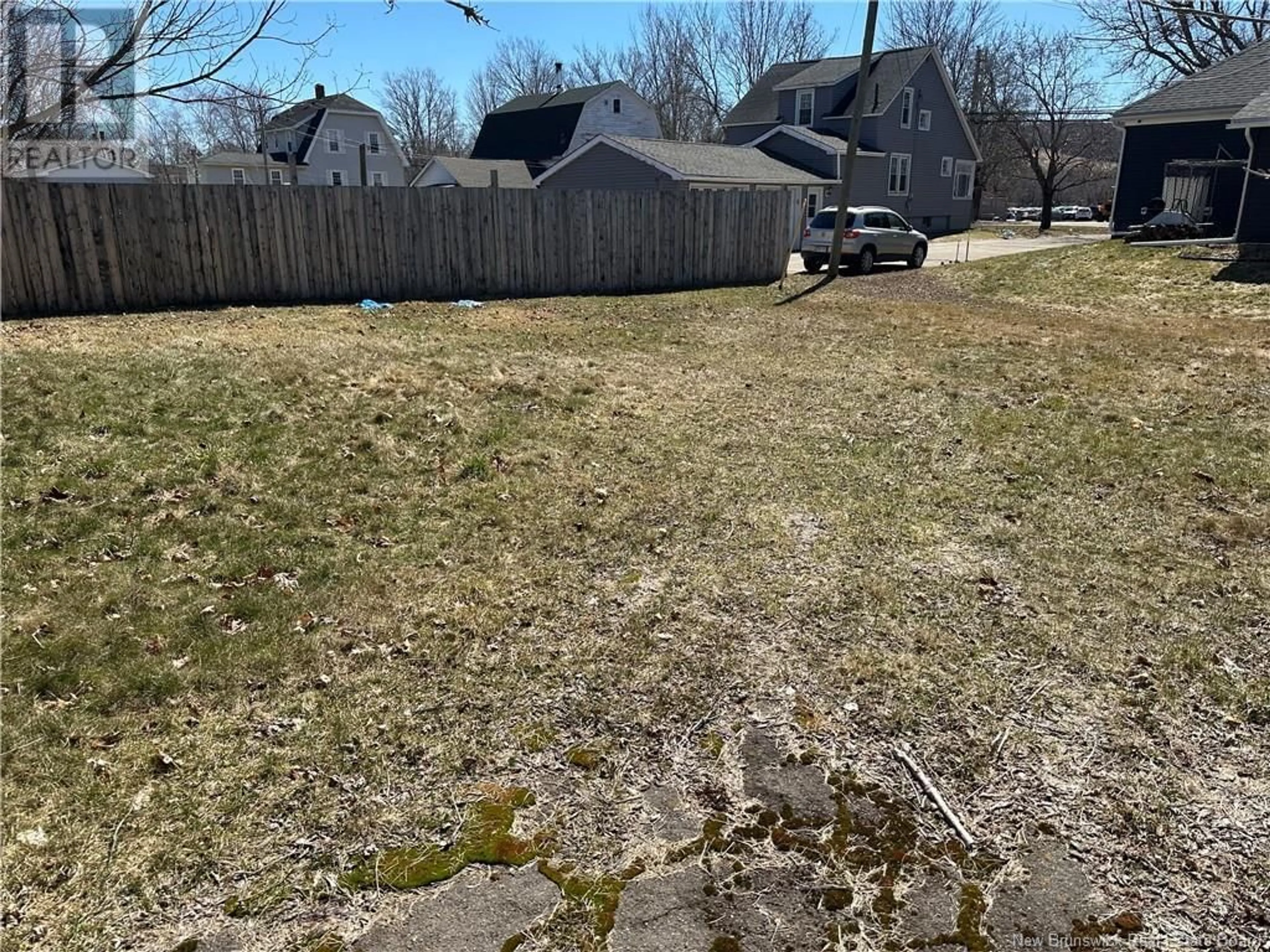 A pic from outside/outdoor area/front of a property/back of a property/a pic from drone, street for 7 HARDING AVENUE, Sussex Corner New Brunswick E4E3B1