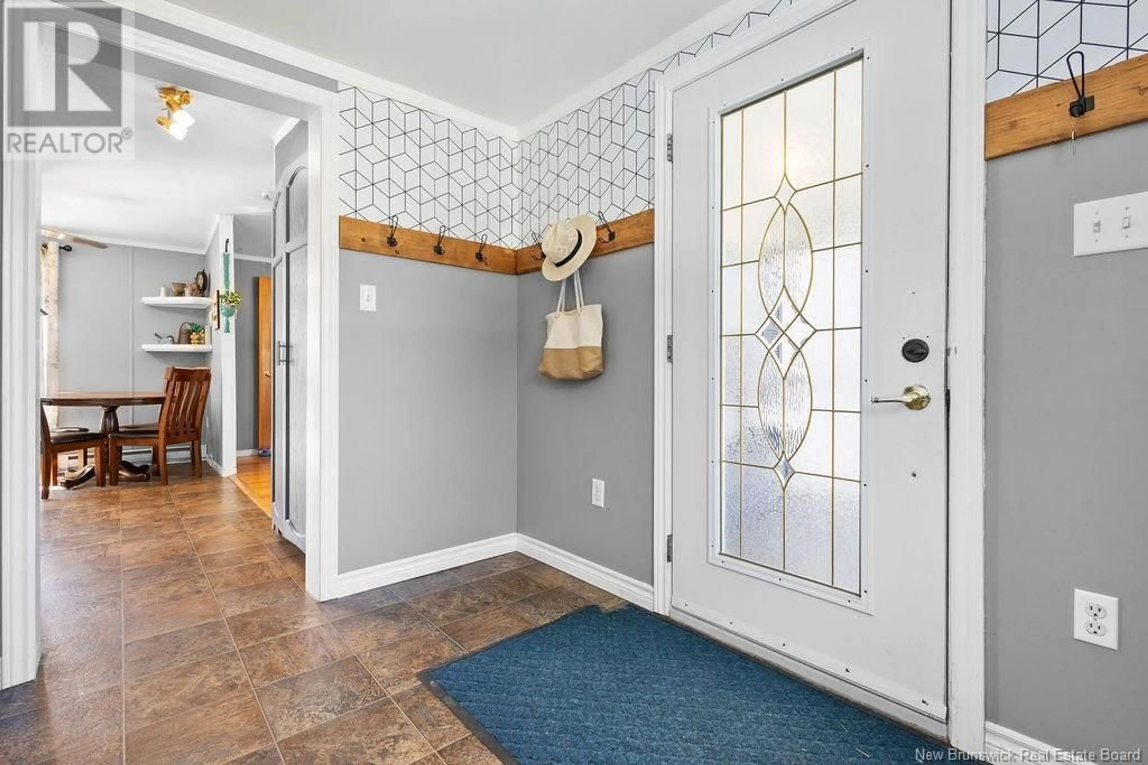 Indoor entryway for 863 HWY 425, Whitney New Brunswick E1V4K2