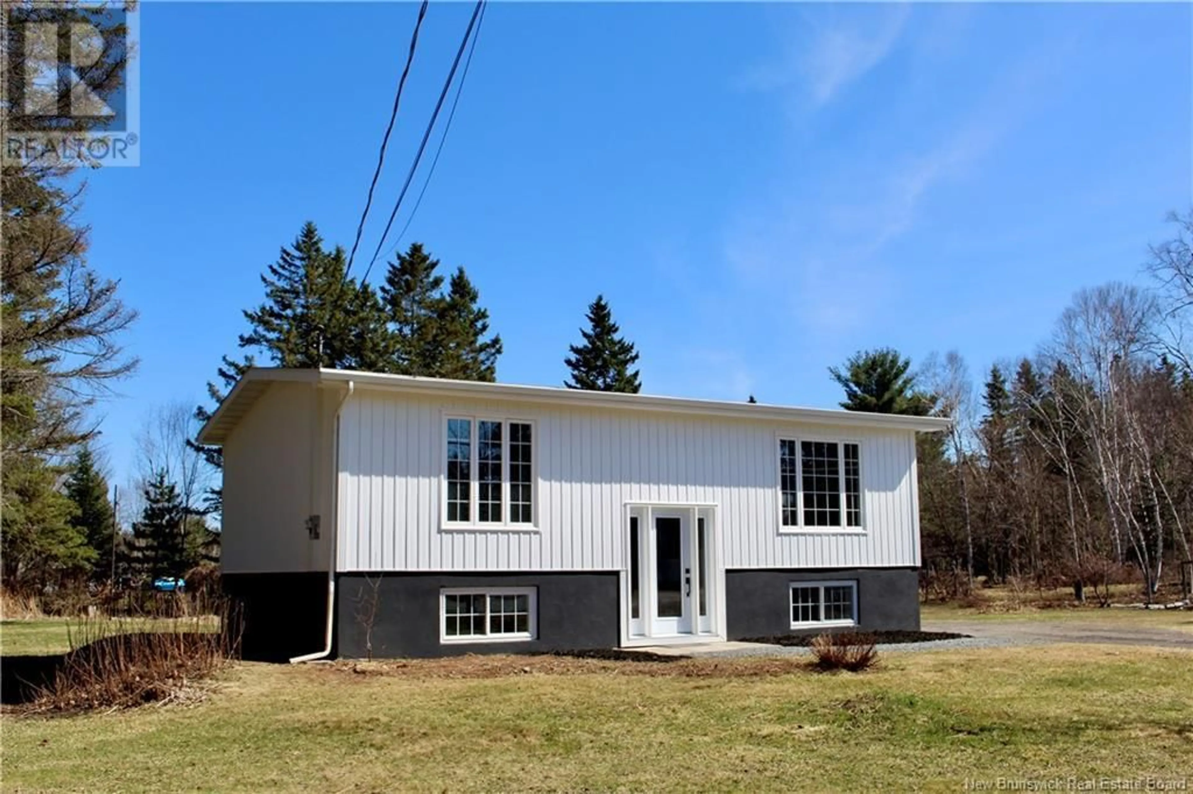 Home with vinyl exterior material, building for 2939 TETAGOUCHE ROAD, Bathurst New Brunswick E2A4Y8