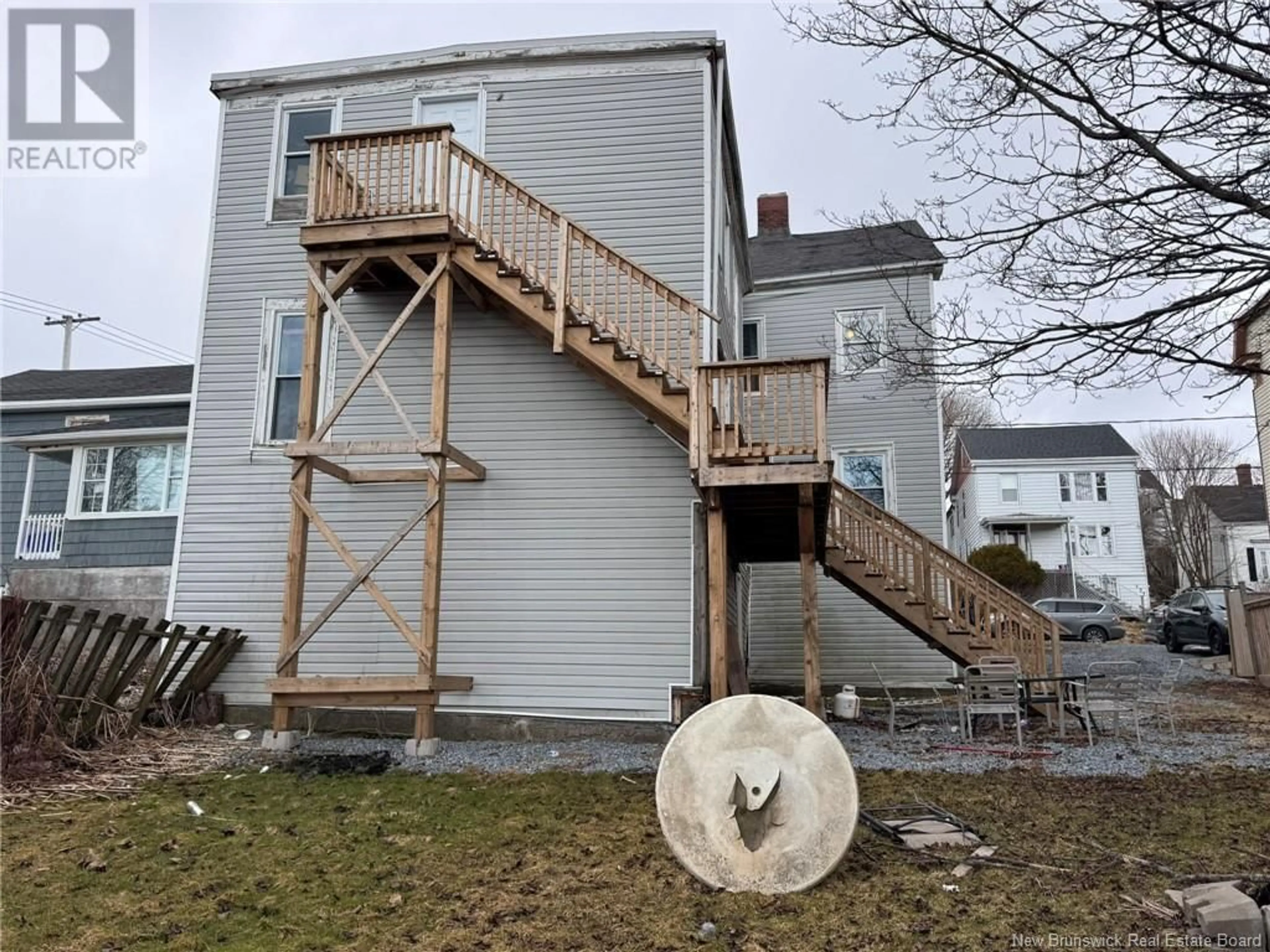 Stairs for 180-182 WINSLOW STREET, Saint John New Brunswick E2M1W6