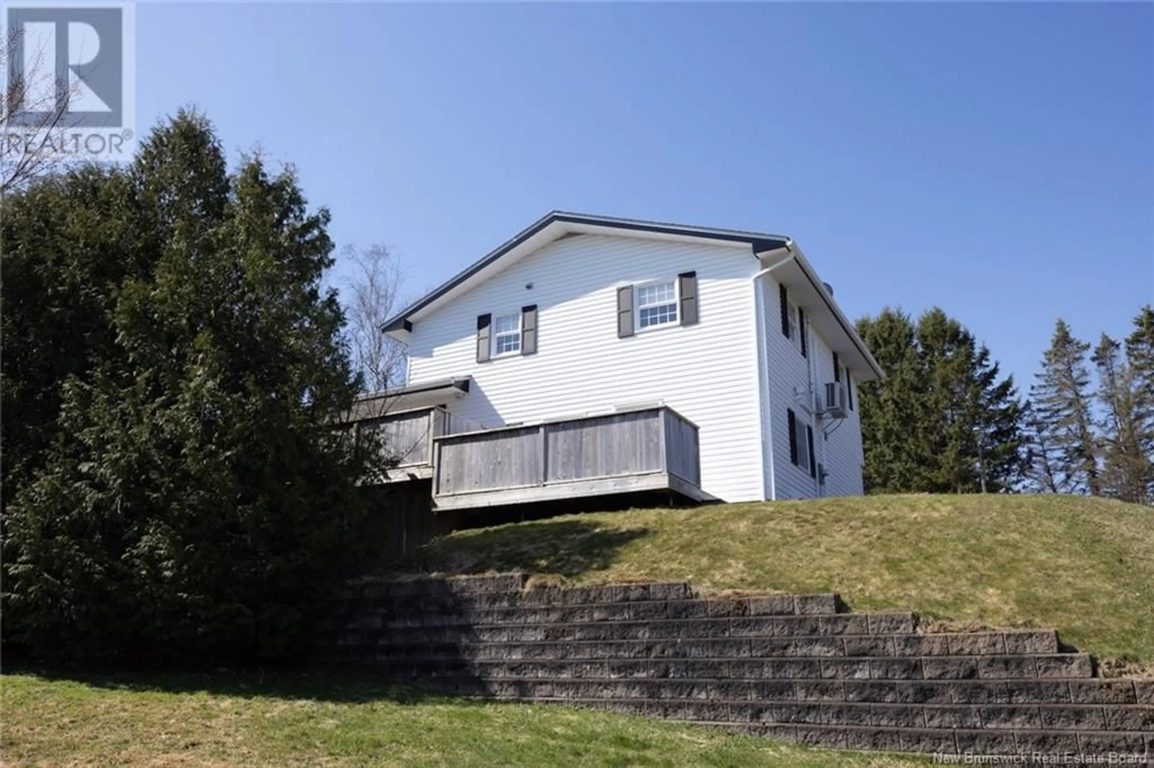 Unknown for 2 WOOD STREET, Oromocto New Brunswick E2V2H7