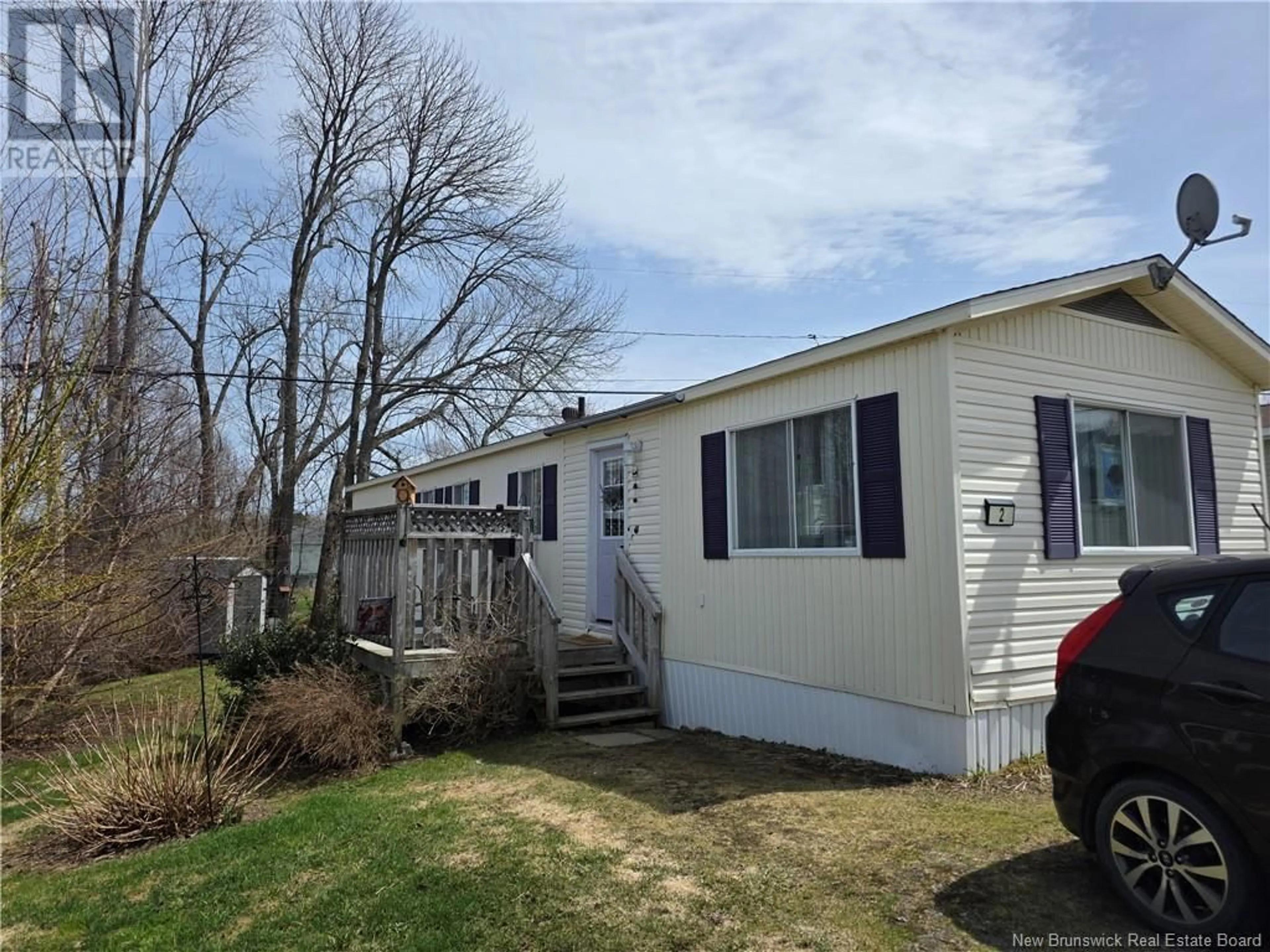Home with vinyl exterior material, unknown for 2 MACINTOSH STREET, Fredericton New Brunswick E3C1L8