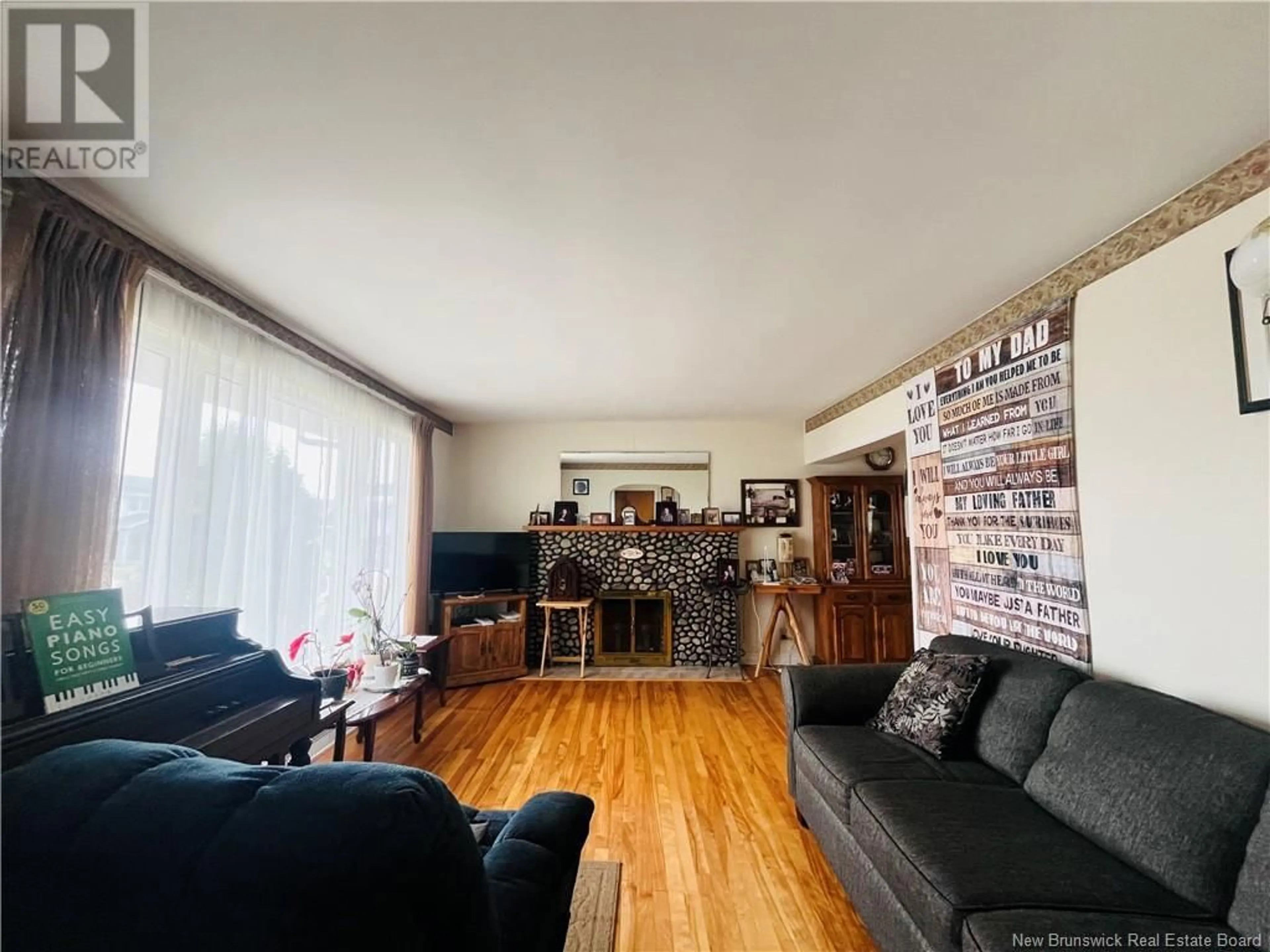 A pic of a room for 431 KING GEORGE HIGHWAY, Miramichi New Brunswick E1V1L7