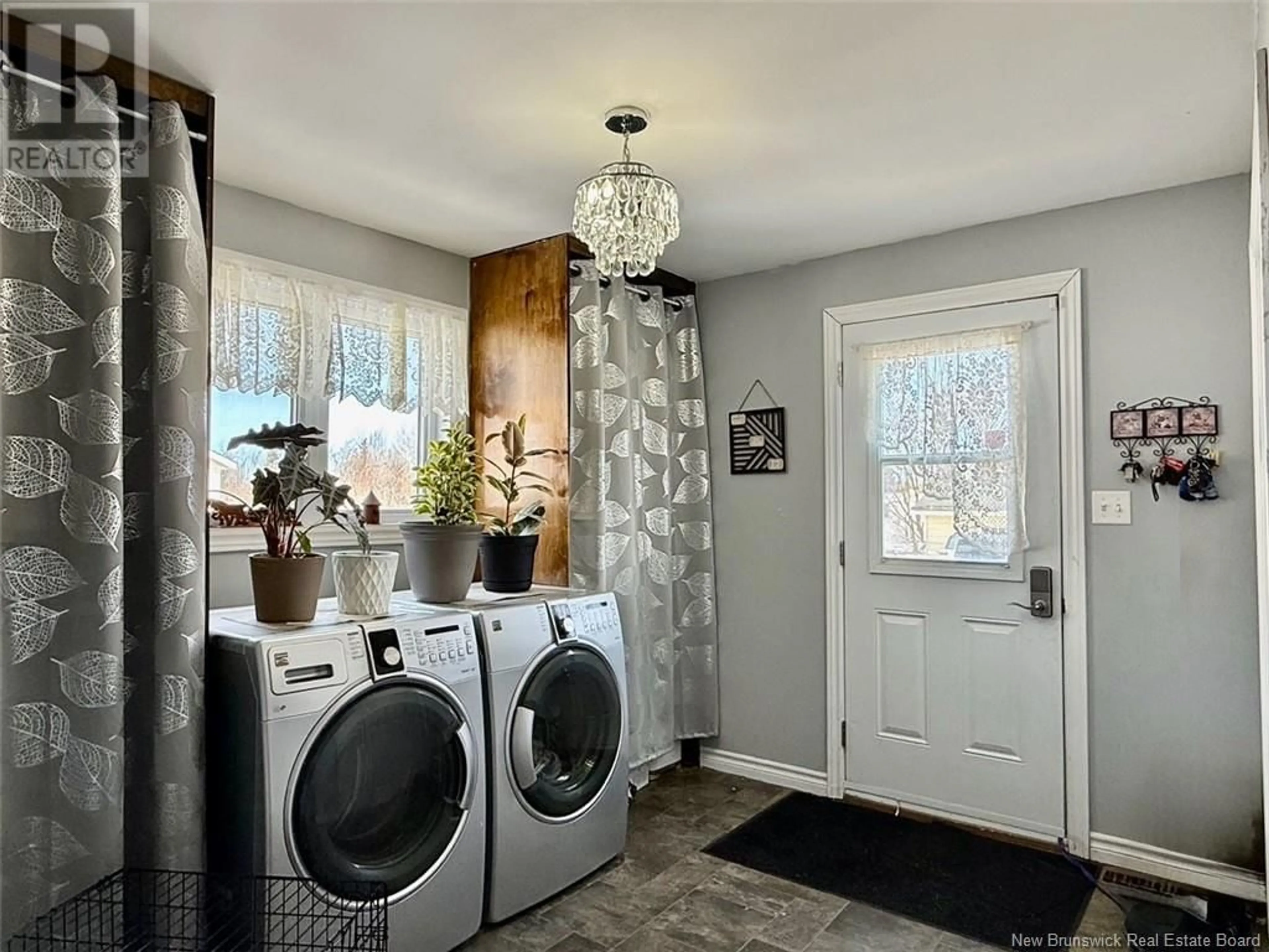 Laundry room for 1425 DES PIONNIERS AVENUE, Balmoral New Brunswick E8E1B8