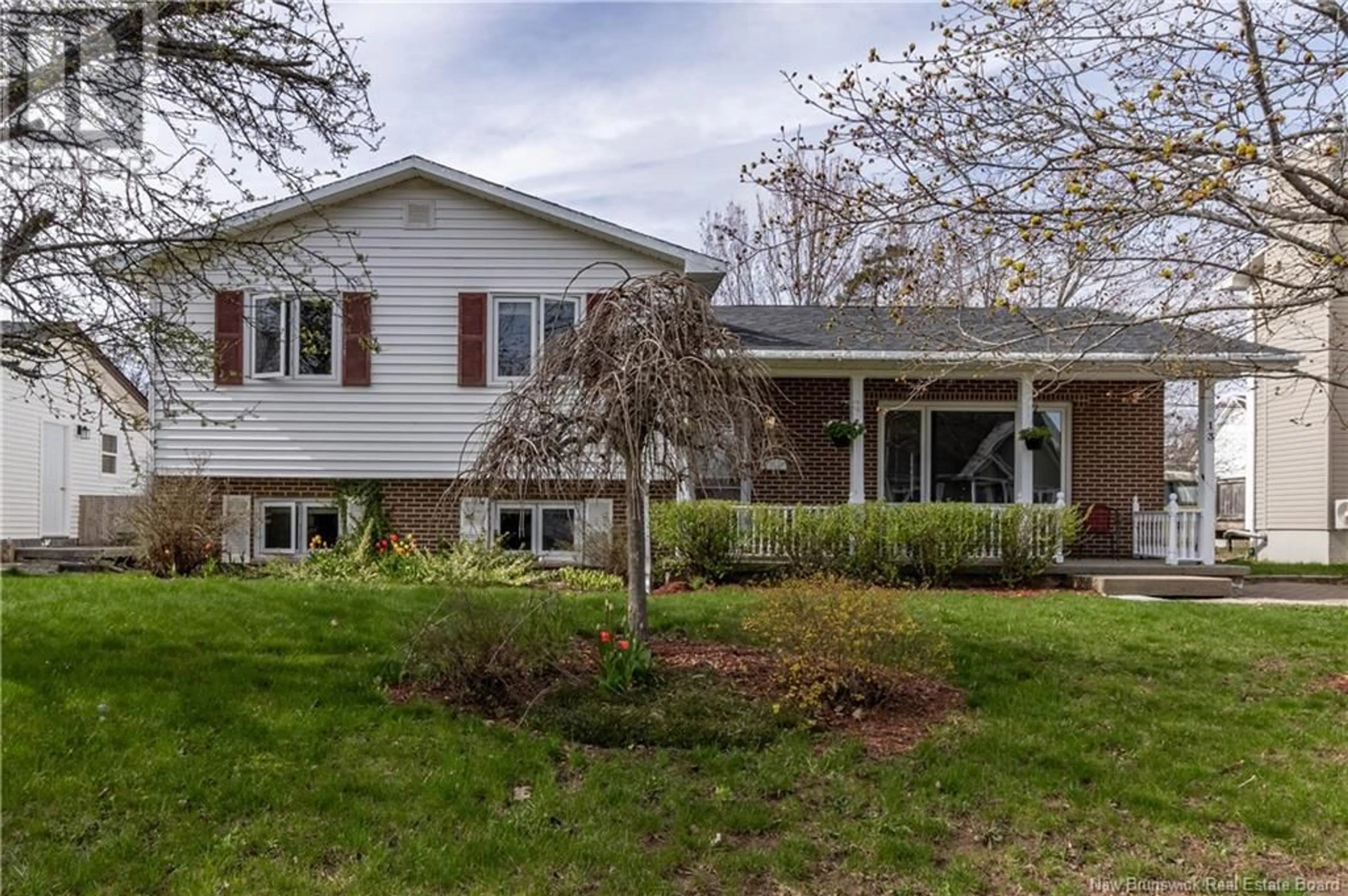 Home with vinyl exterior material, street for 13 AMBERWOOD COURT, Moncton New Brunswick E1C9H1