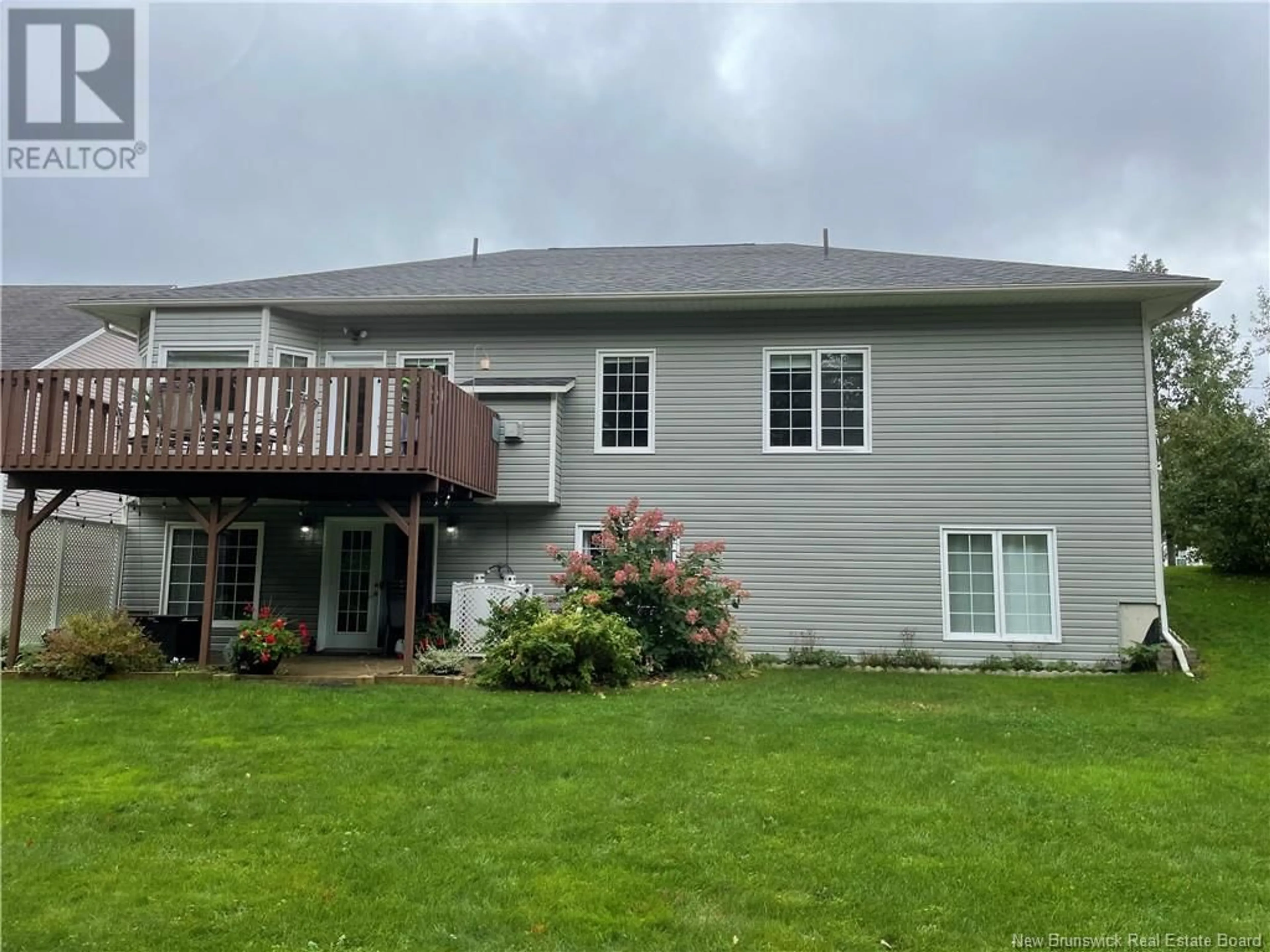 Home with vinyl exterior material, unknown for 74 HARLAND COURT, Fredericton New Brunswick E3B0E3