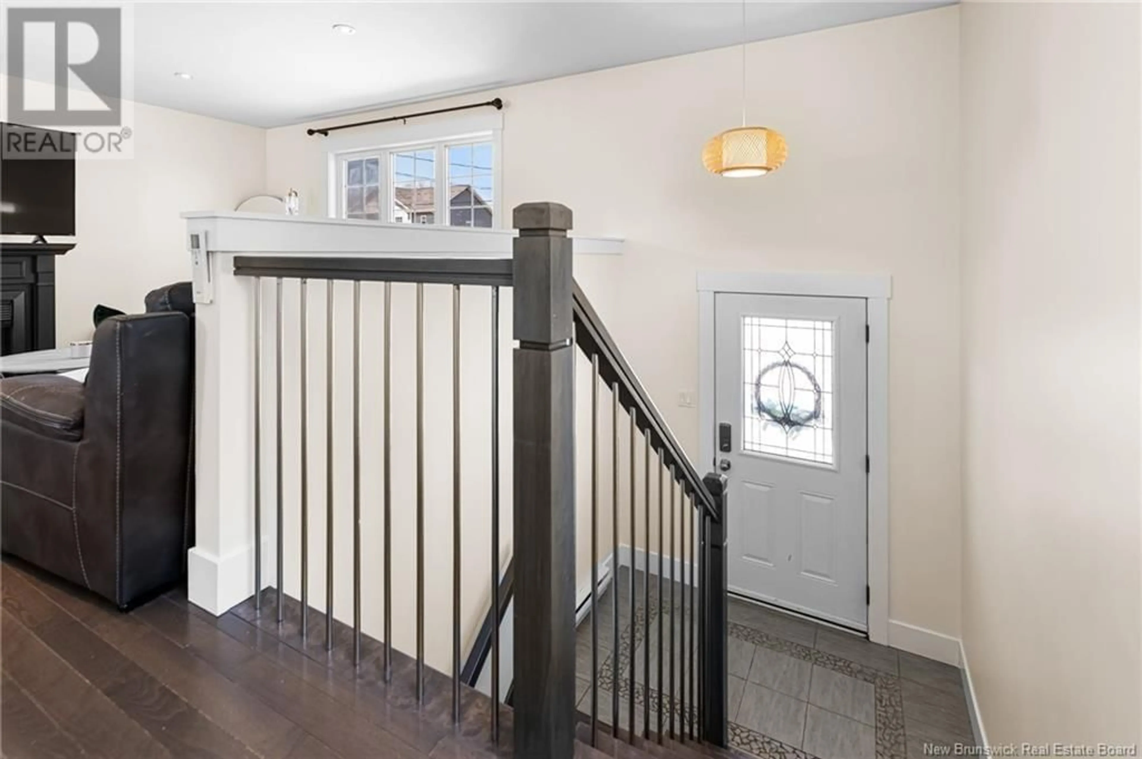 Indoor foyer for 64 GAMBIA STREET, Moncton New Brunswick E1G5T1