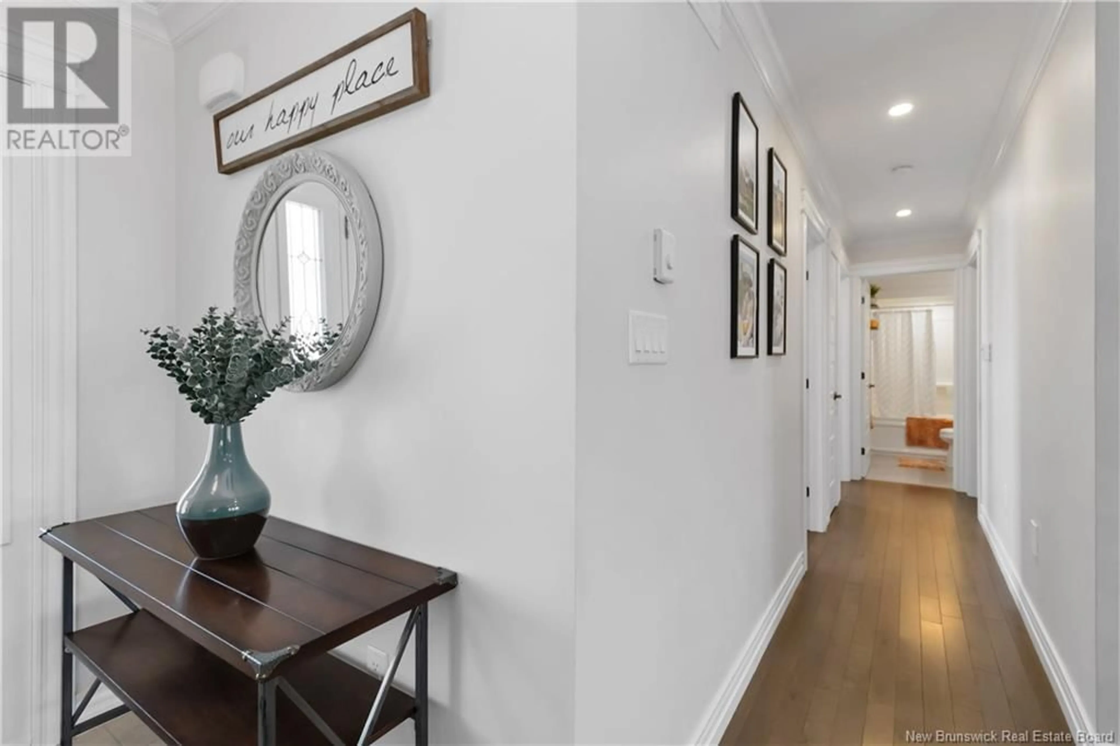 Indoor entryway for 40 SUZELLE, Dieppe New Brunswick E1A9R8