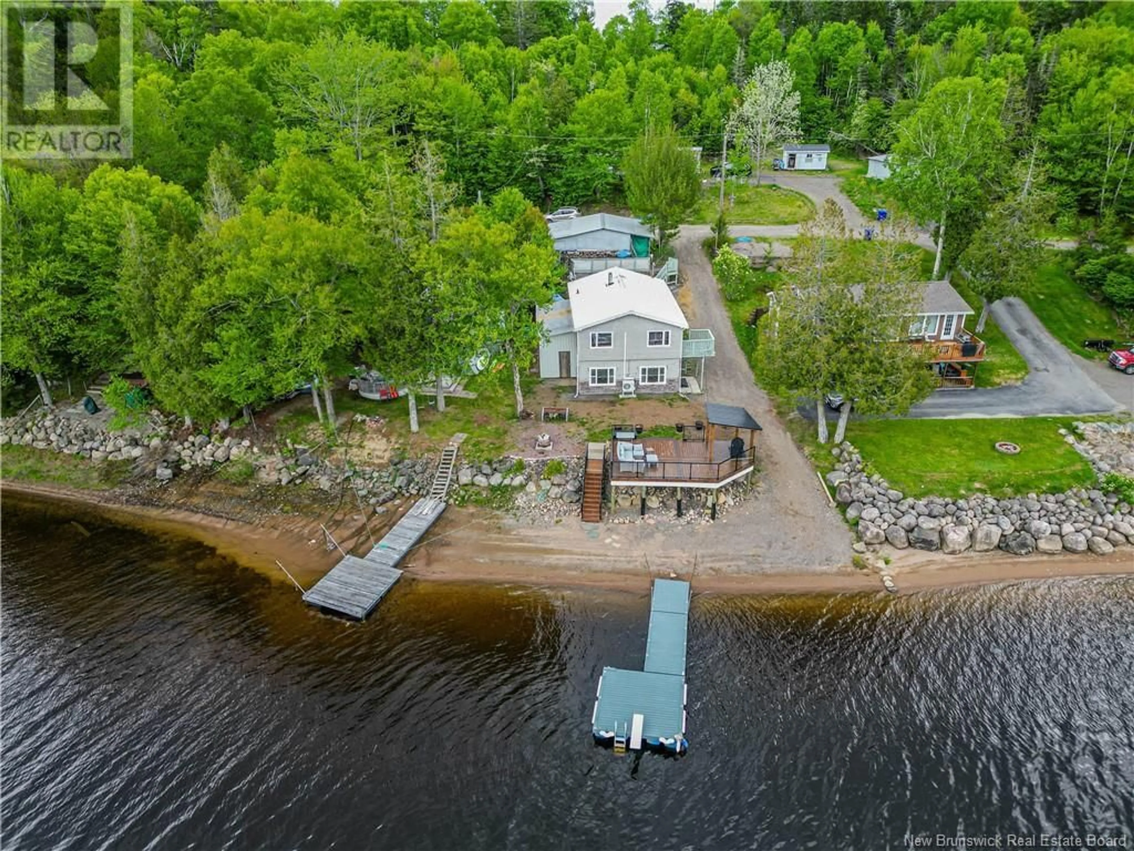 A pic from outside/outdoor area/front of a property/back of a property/a pic from drone, water/lake/river/ocean view for 72 MAINLINE ROAD, Utopia New Brunswick E5C2G9