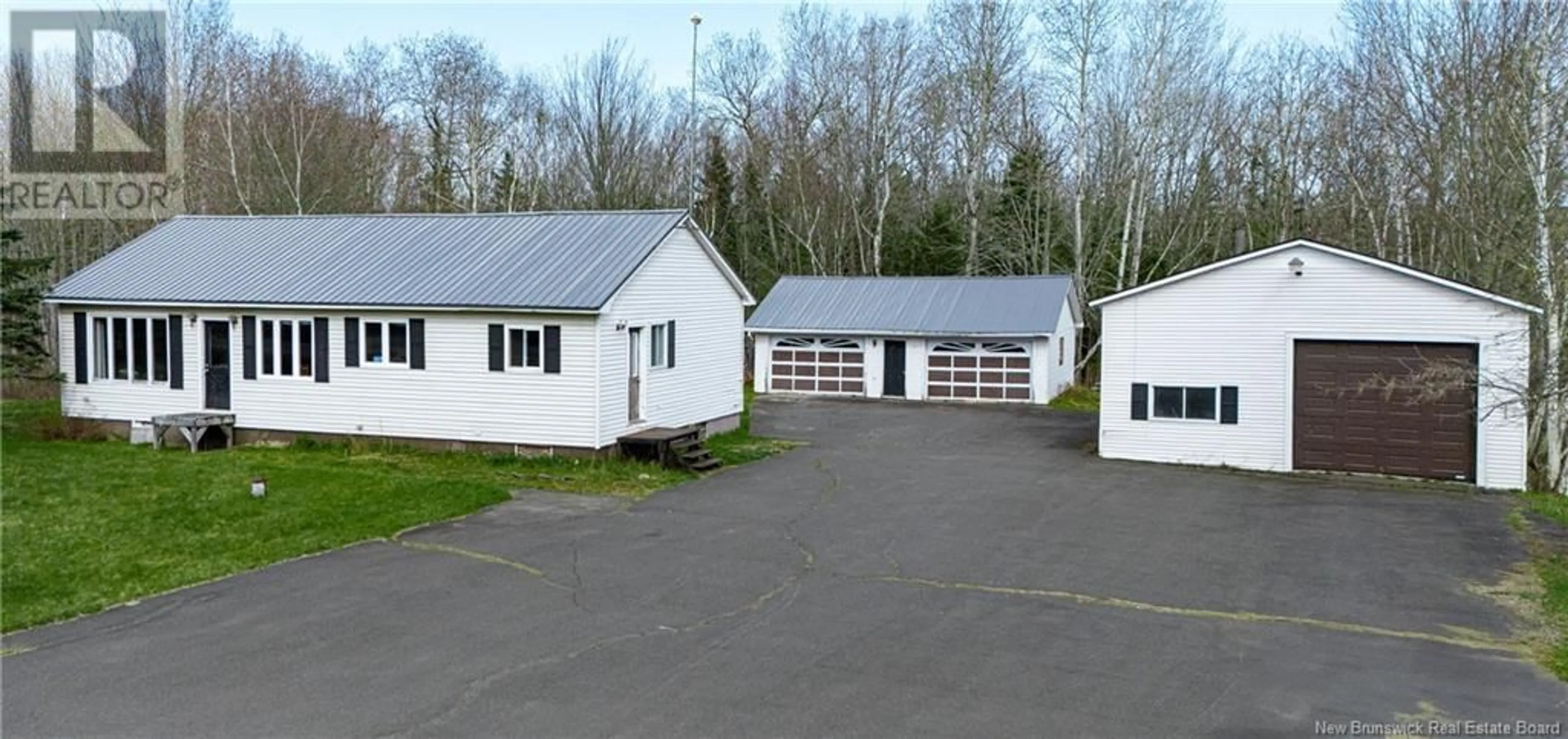 A pic from outside/outdoor area/front of a property/back of a property/a pic from drone, street for 1429 ROUTE 670, Lakeville Corner New Brunswick E4B1H2