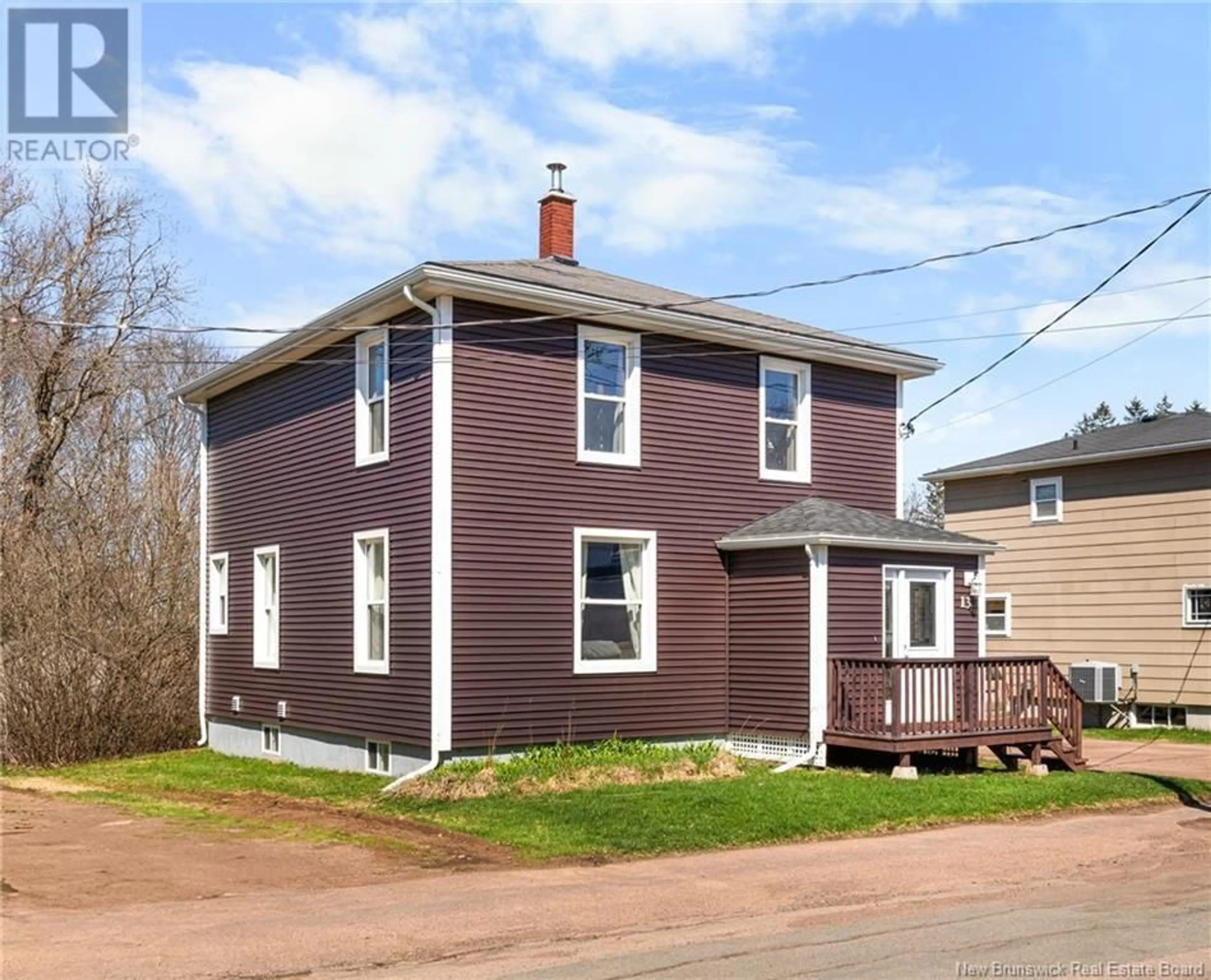 Home with vinyl exterior material, street for 13 UNION, Sackville New Brunswick E4L4M5
