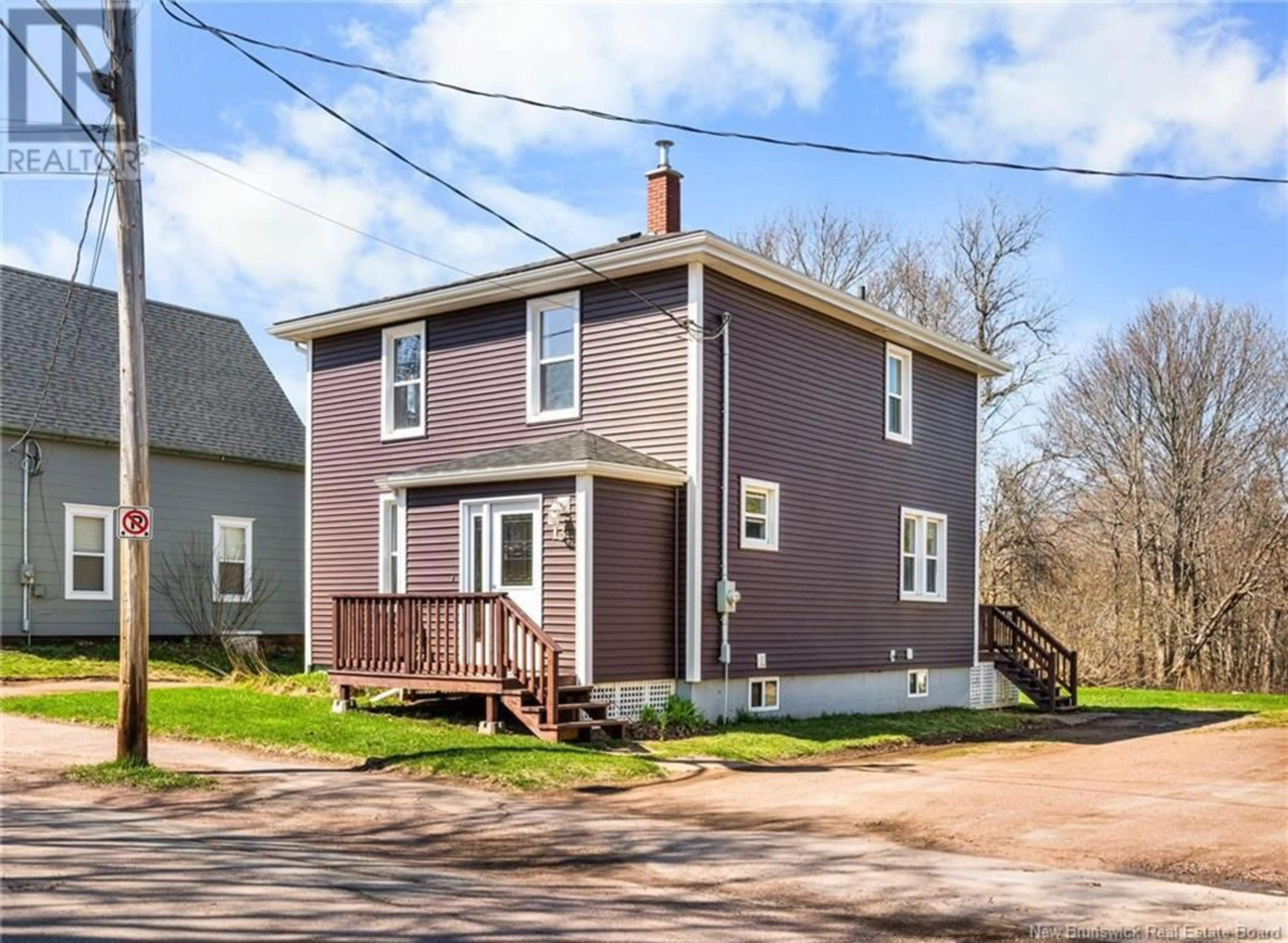 Home with vinyl exterior material, street for 13 UNION, Sackville New Brunswick E4L4M5