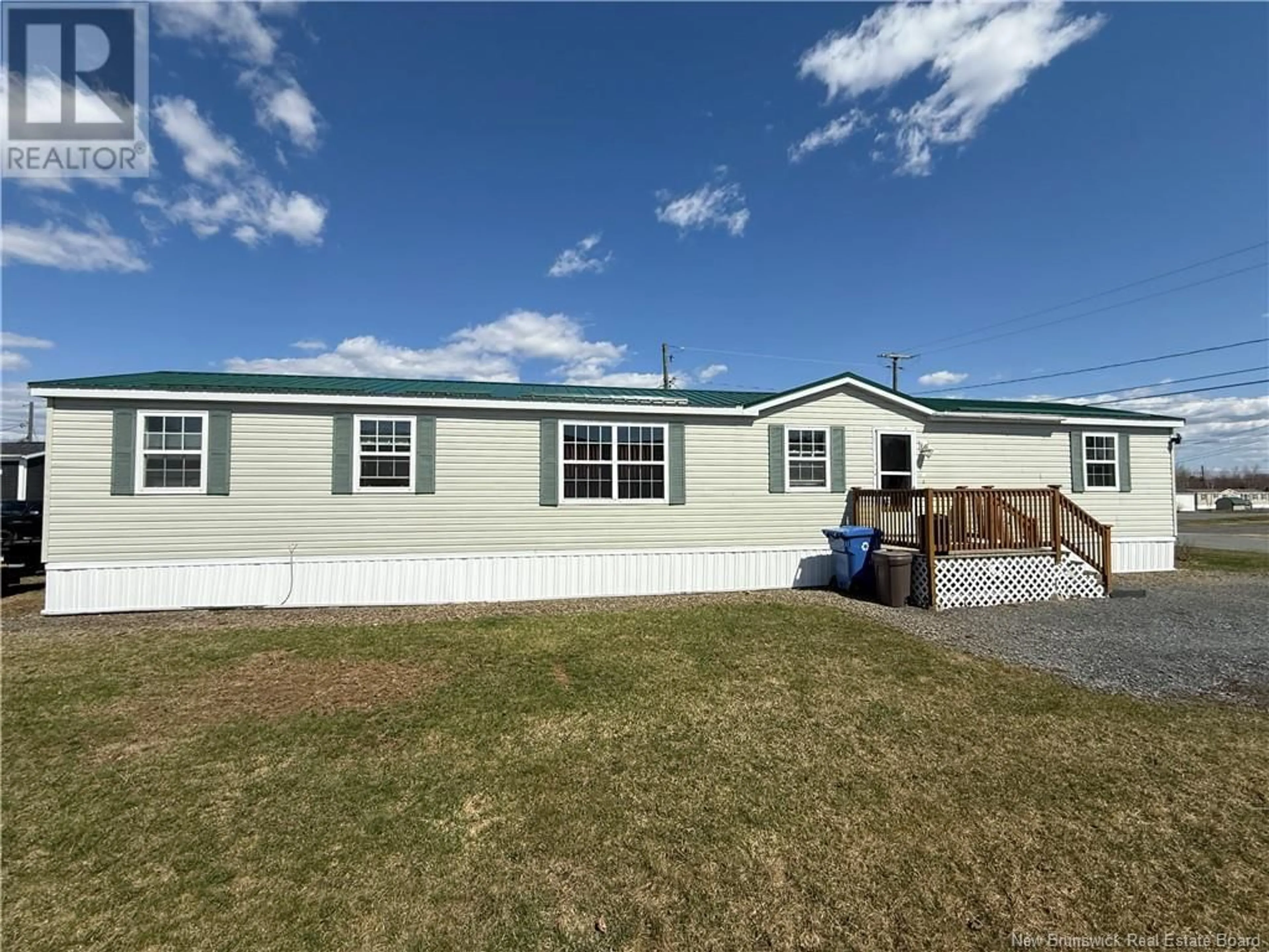 Home with vinyl exterior material, unknown for 15 VALLEY LANE, Jacksonville New Brunswick E7M0B7