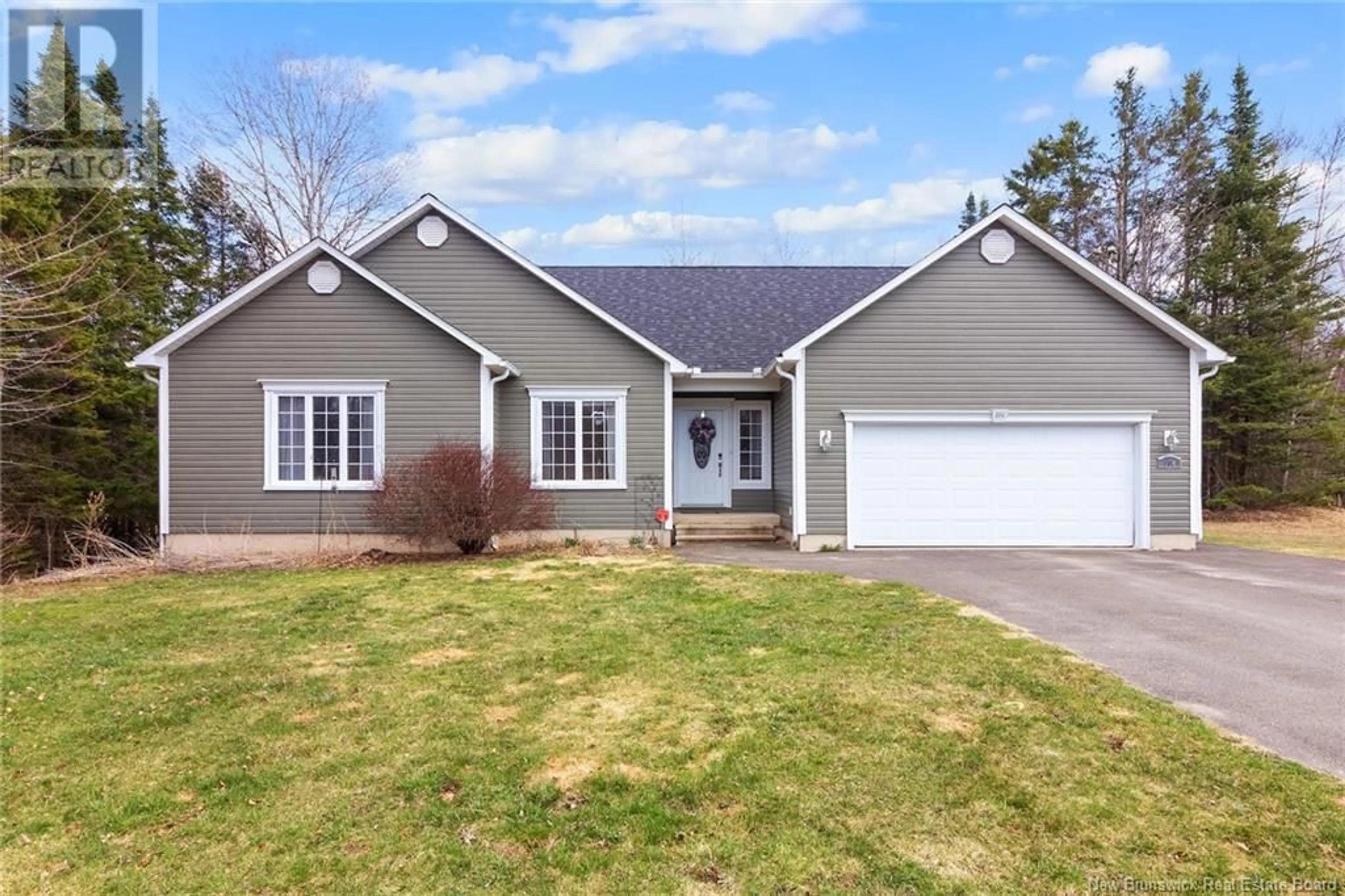 Home with vinyl exterior material, street for 104 RIDGEVIEW DRIVE, Keswick Ridge New Brunswick E6L1R2