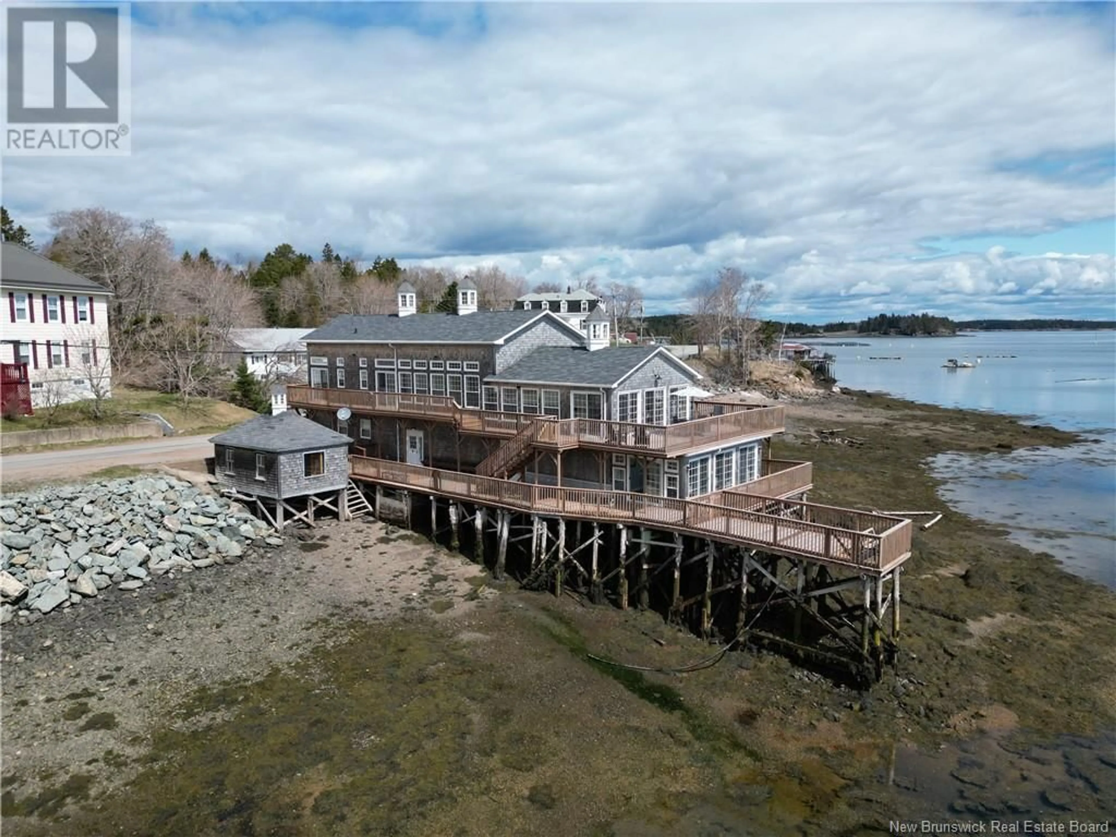 A pic from outside/outdoor area/front of a property/back of a property/a pic from drone, water/lake/river/ocean view for 101 RICHARDSON ROAD, Deer Island New Brunswick E5V1S3