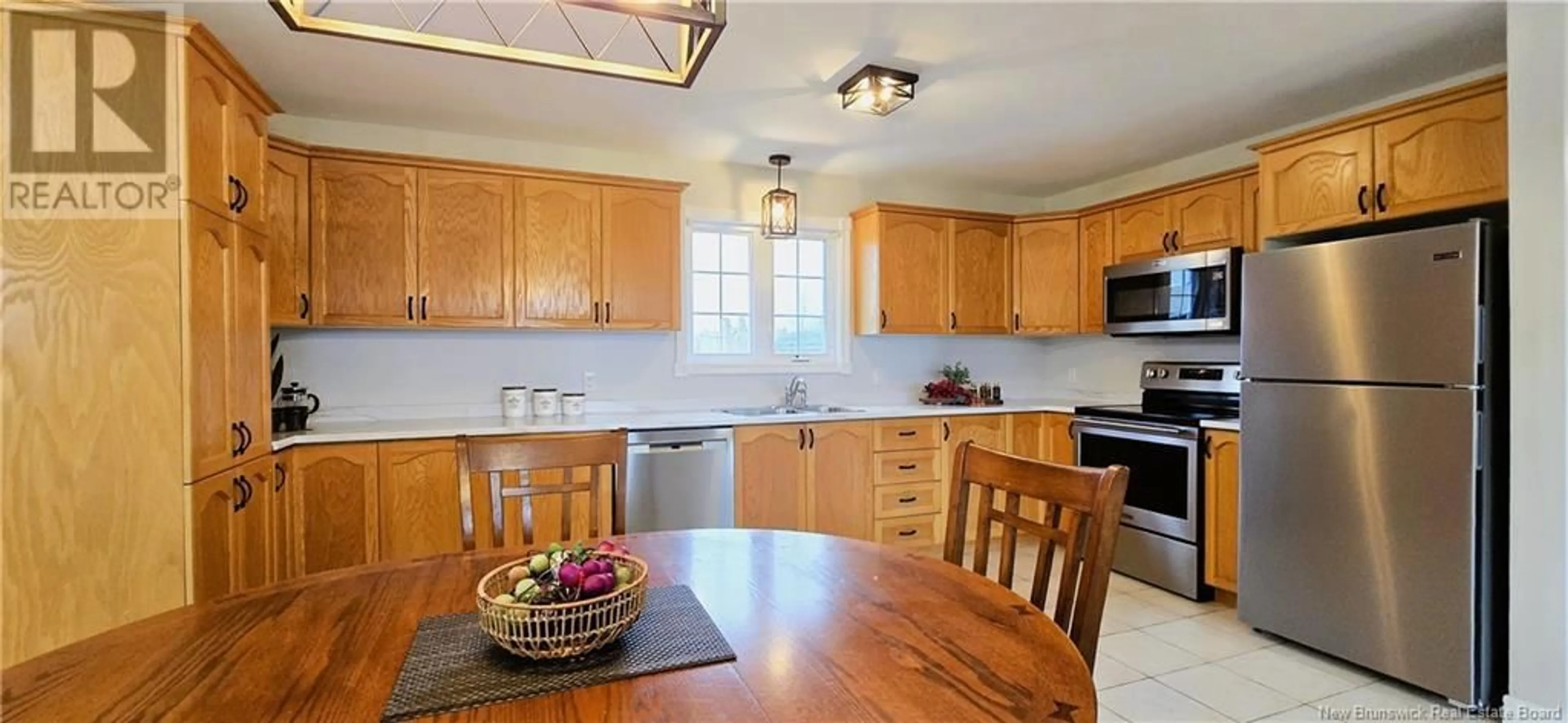Standard kitchen, unknown for 4185 BOUL DES FONDATEURS BOULEVARD, Saint-Isidore New Brunswick E8M1G7