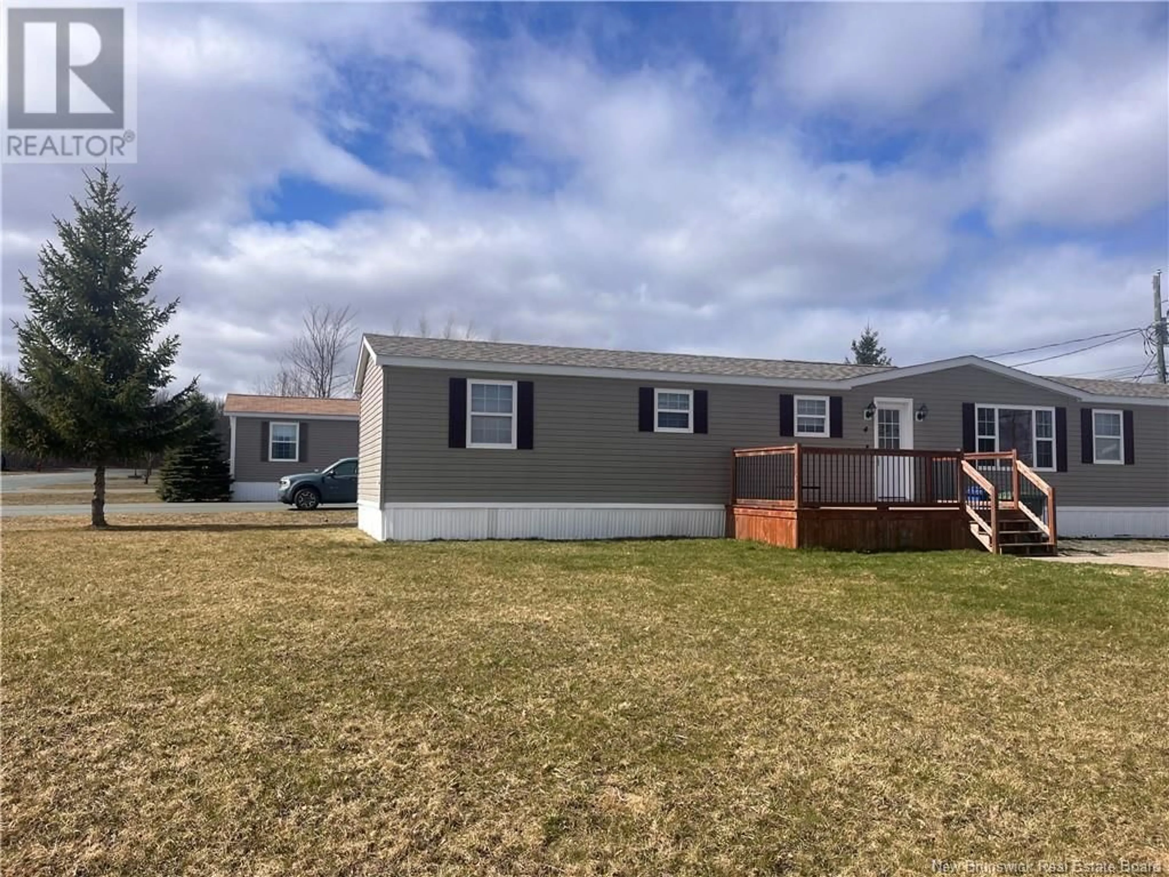 Home with vinyl exterior material, street for 4 AMOS WILLISTON LANE, Miramichi New Brunswick E1V7V5