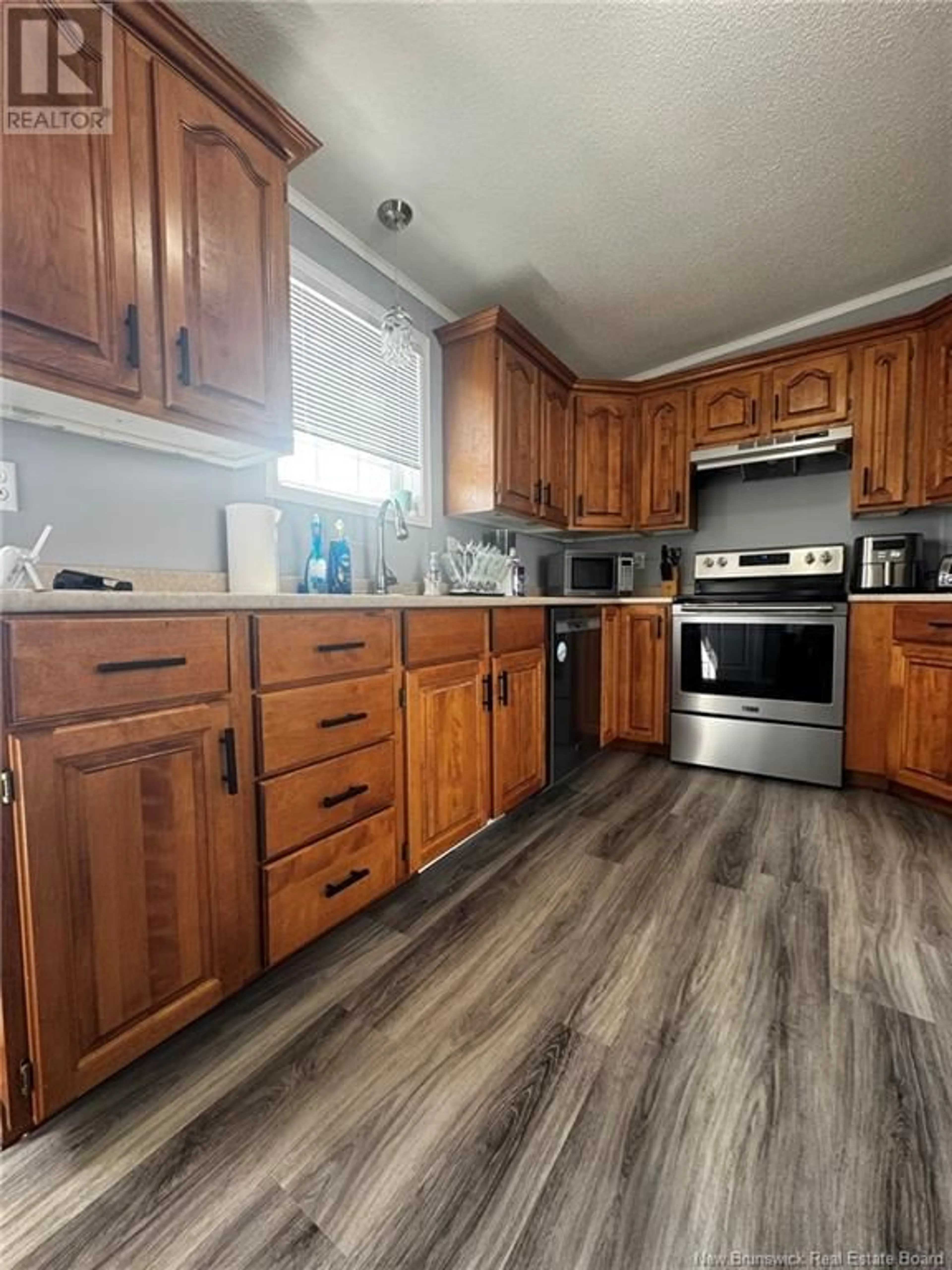 Standard kitchen, unknown for 4 AMOS WILLISTON LANE, Miramichi New Brunswick E1V7V5