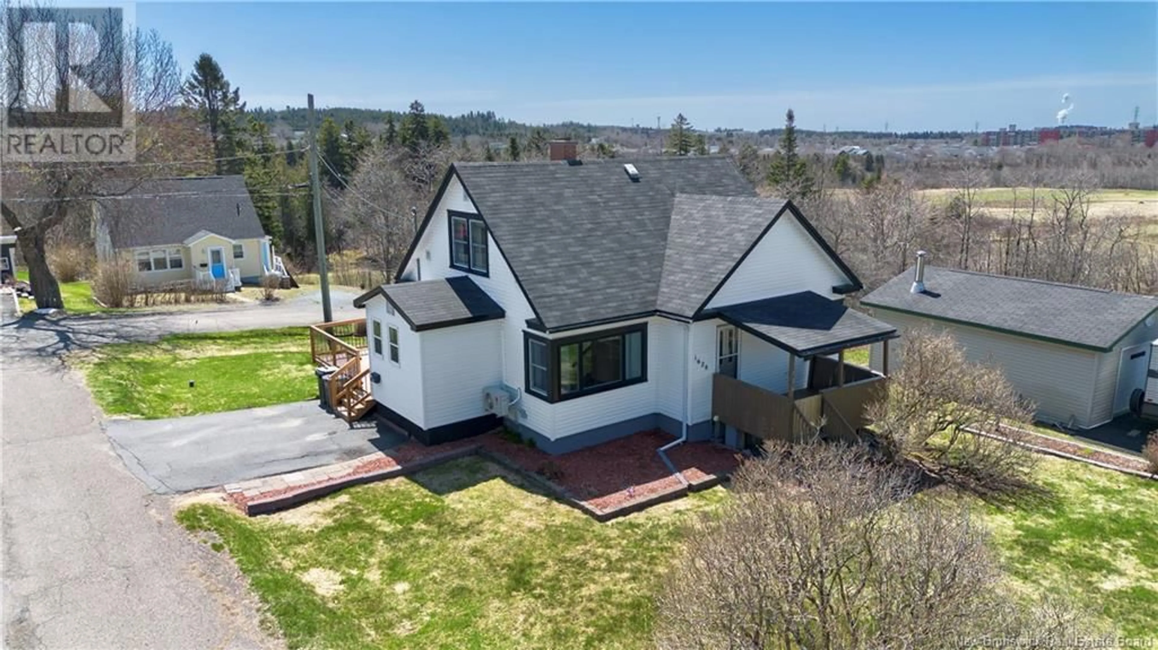 A pic from outside/outdoor area/front of a property/back of a property/a pic from drone, unknown for 1628 LOCH LOMOND ROAD, Saint John New Brunswick E2J1Z7