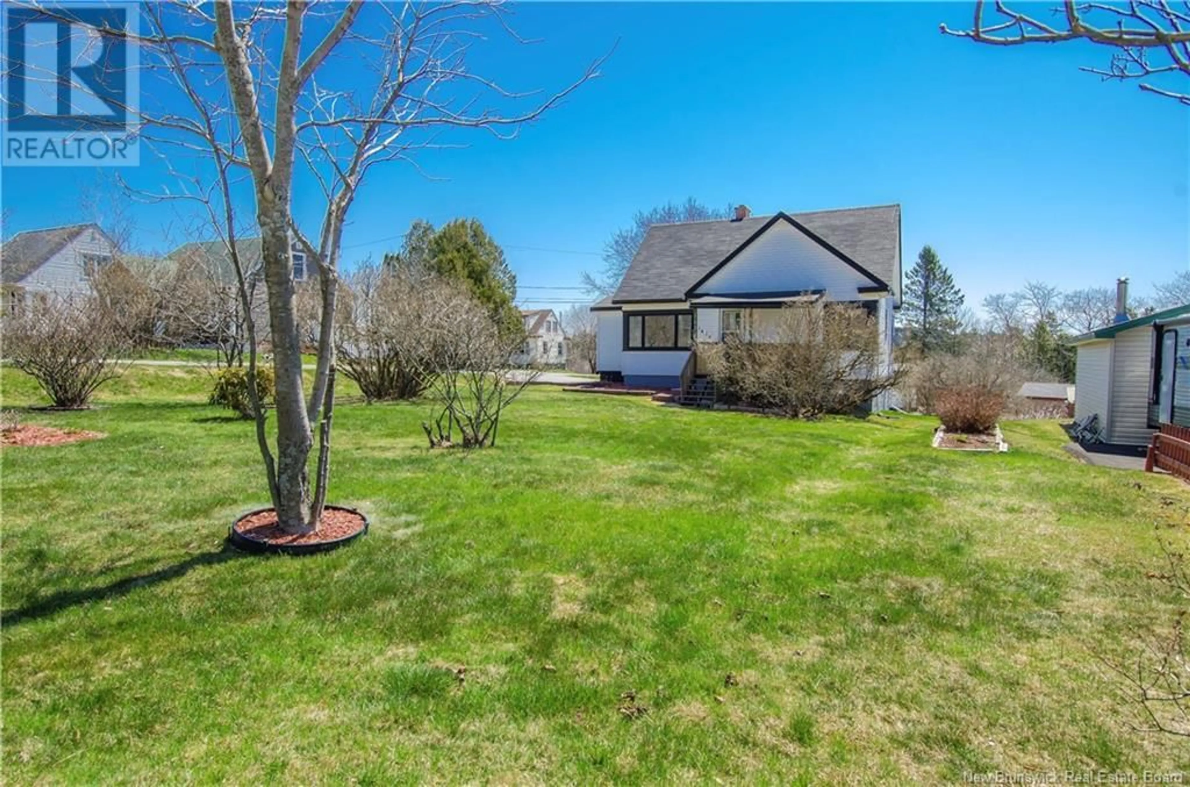 A pic from outside/outdoor area/front of a property/back of a property/a pic from drone, water/lake/river/ocean view for 1628 LOCH LOMOND ROAD, Saint John New Brunswick E2J1Z7