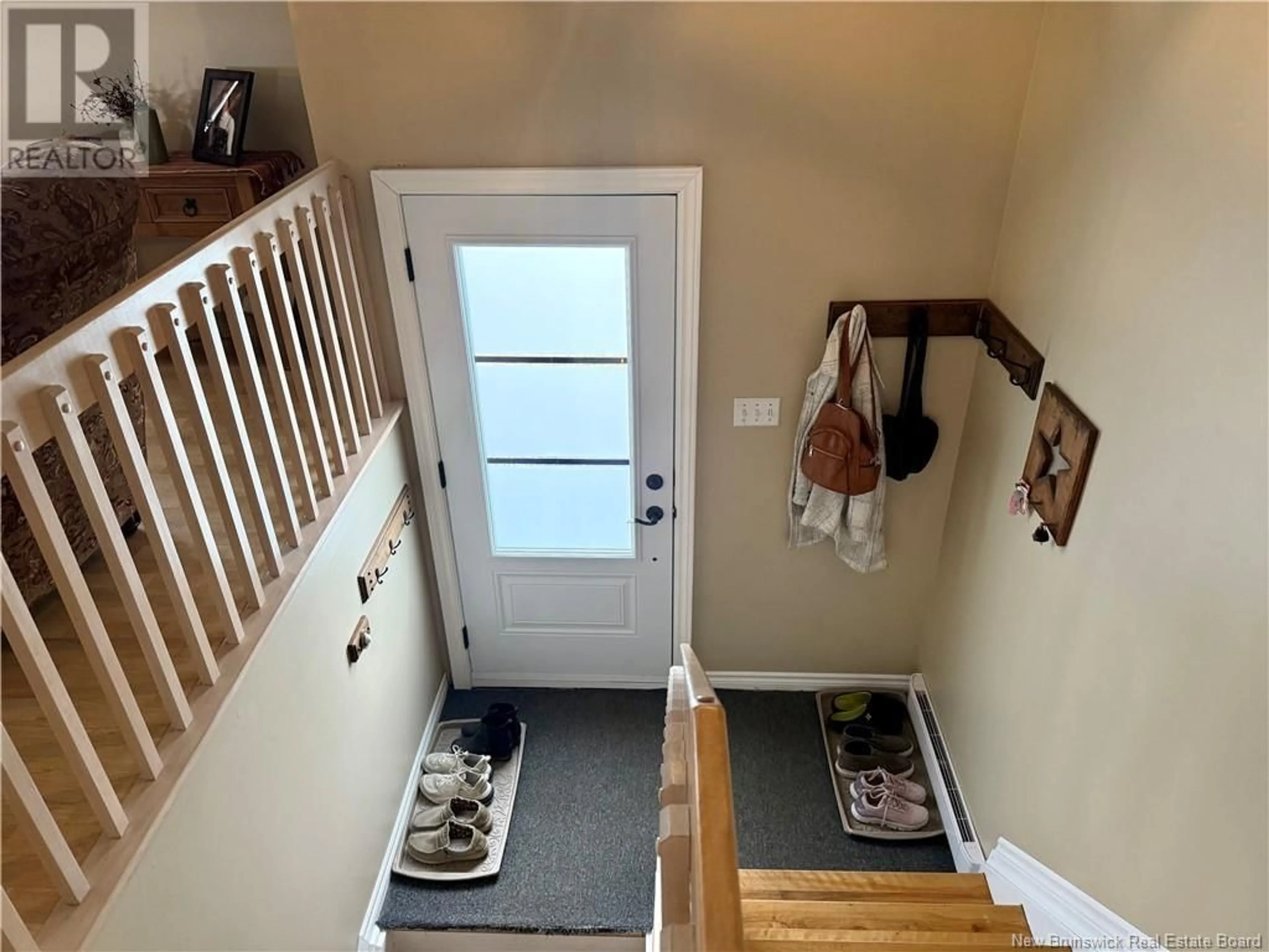 Indoor entryway for 39-41 BELAIR STREET, Grand-Sault/Grand Falls New Brunswick E3Y1A8