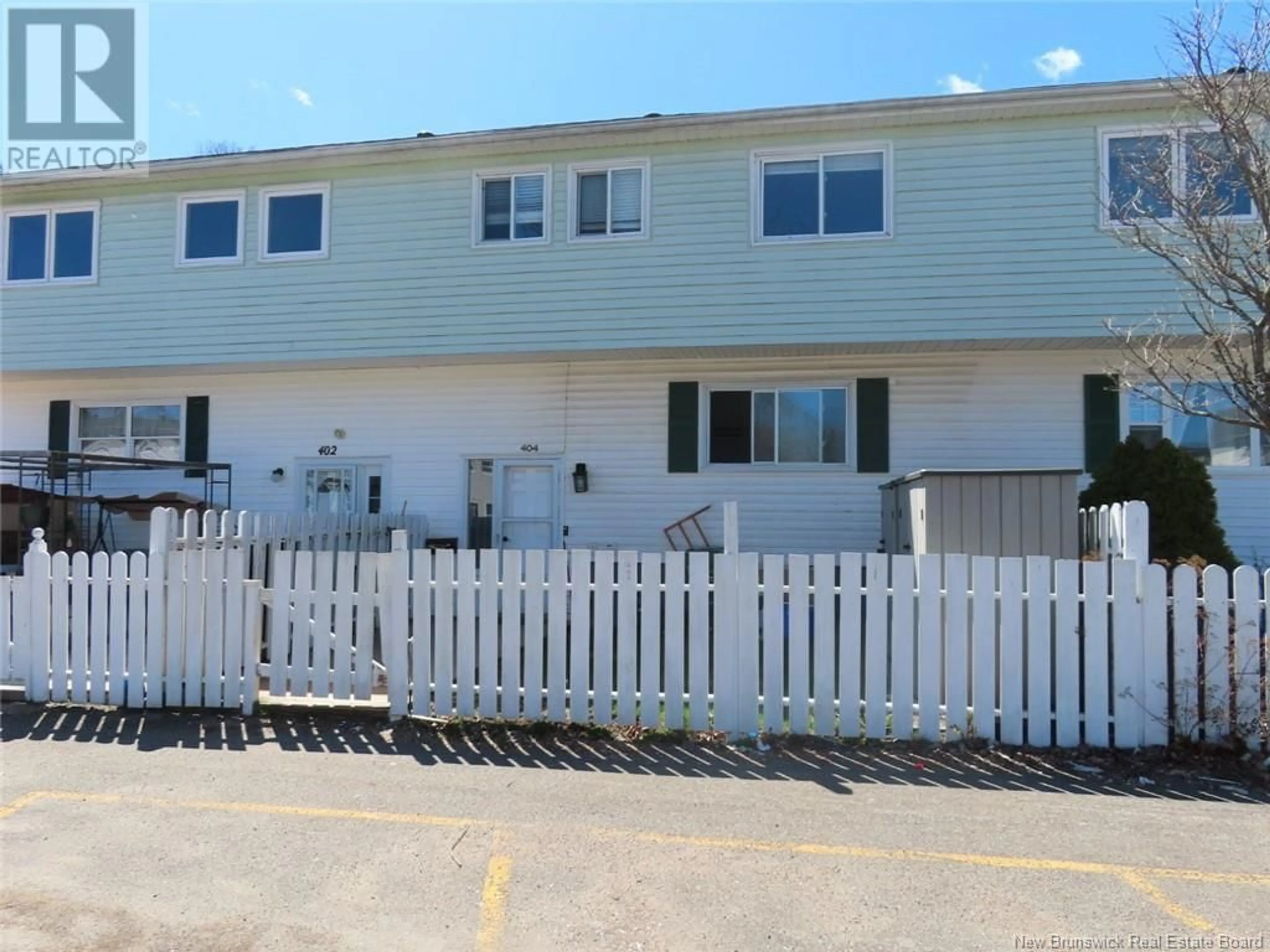 Home with vinyl exterior material, unknown for 404 TARTAN STREET, Saint John New Brunswick E2K2R7